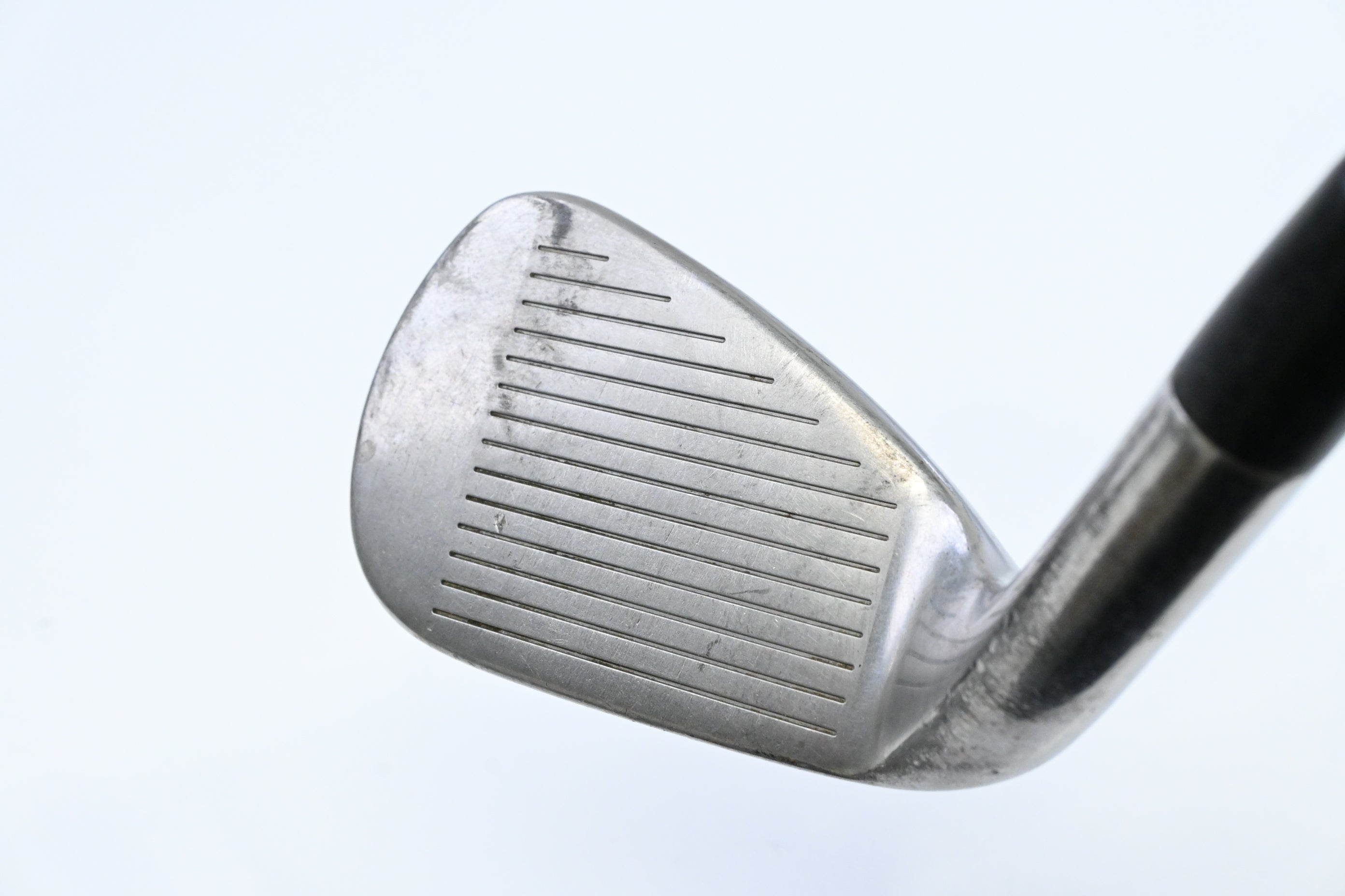 Titleist 716 AP1 Pitching Wedge / 43 Degree / Regular Flex XP 95 R300 Shaft