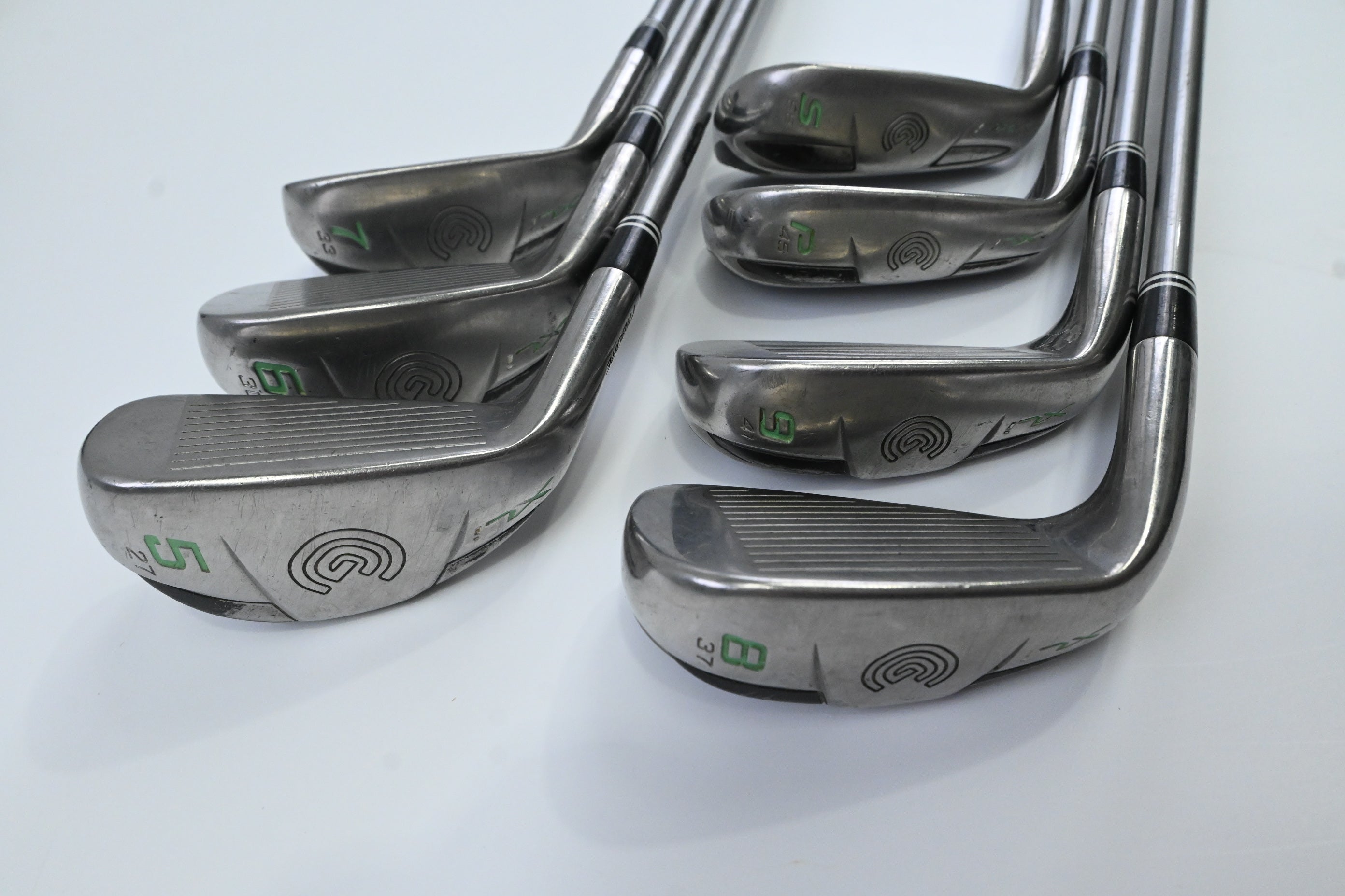 Ladies Cleveland HiBore XLi Irons / 5-PW+SW / Ladies Flex Graphite Design YSQt