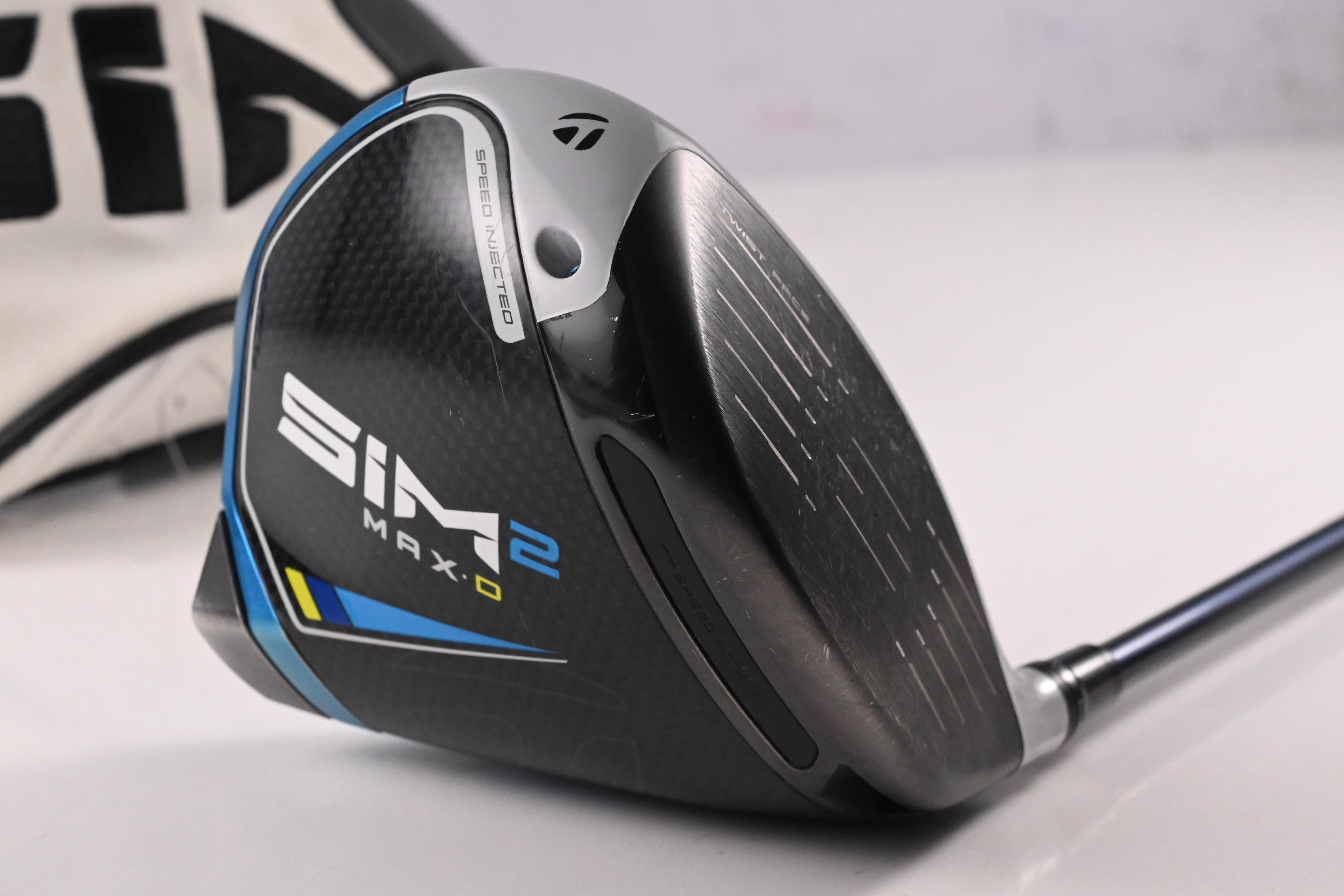 Taylormade SIM2 Max D Driver / 12 Degree / Regular Flex Ventus Blue 6 Shaft