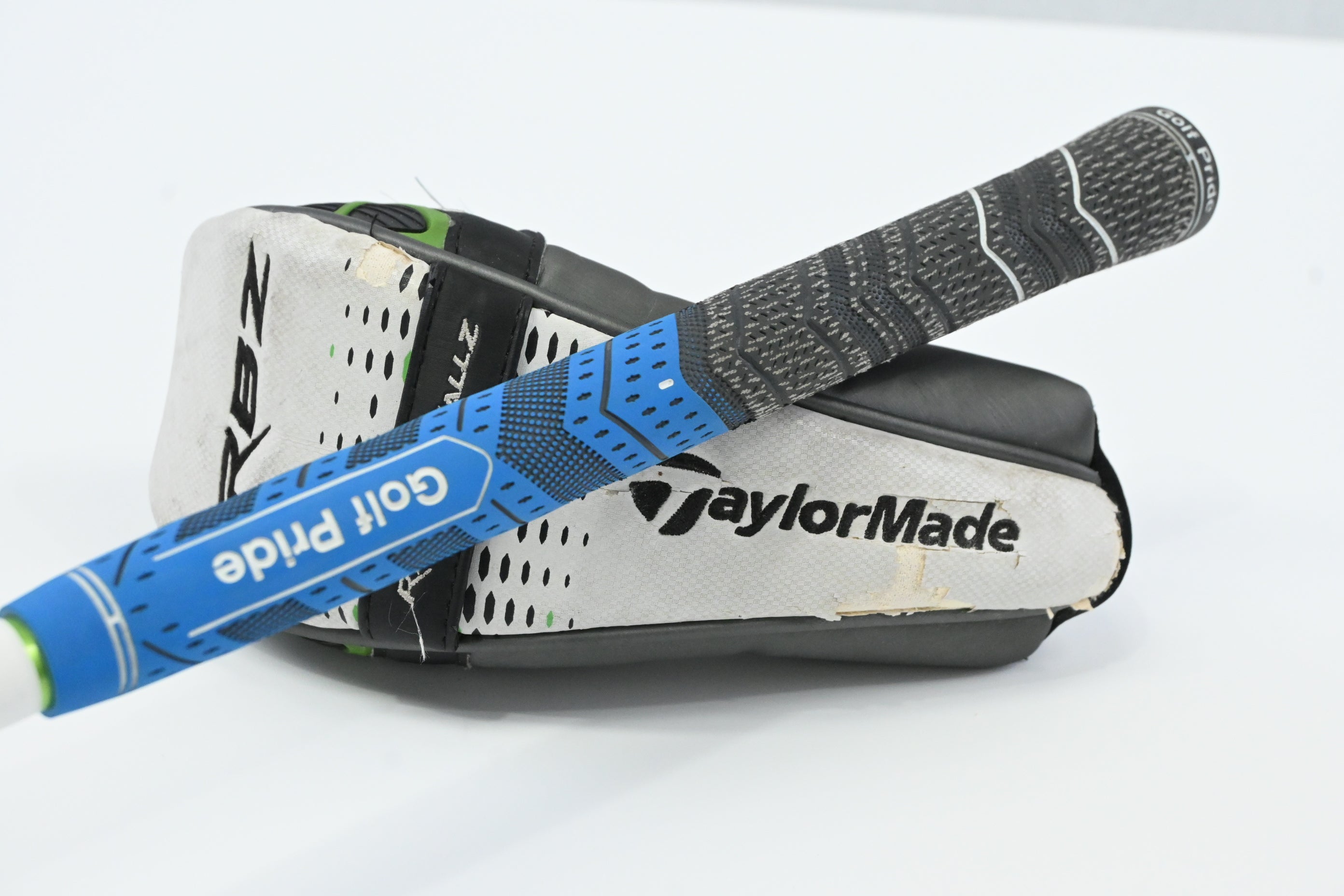 Left Hand Taylormade RBZ #3 Hybrid / 19 Degree / Regular Flex Taylormade RBZ 65