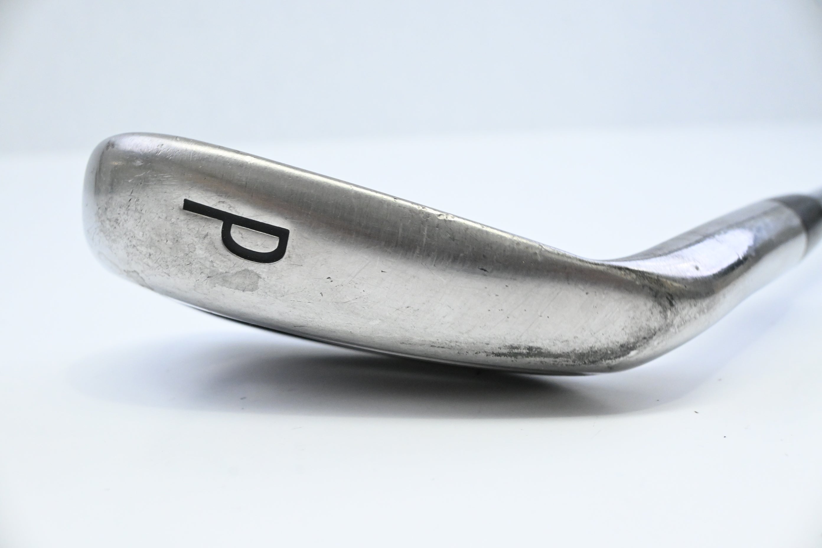 Titleist 716 AP1 Pitching Wedge / 43 Degree / Regular Flex XP 95 R300 Shaft