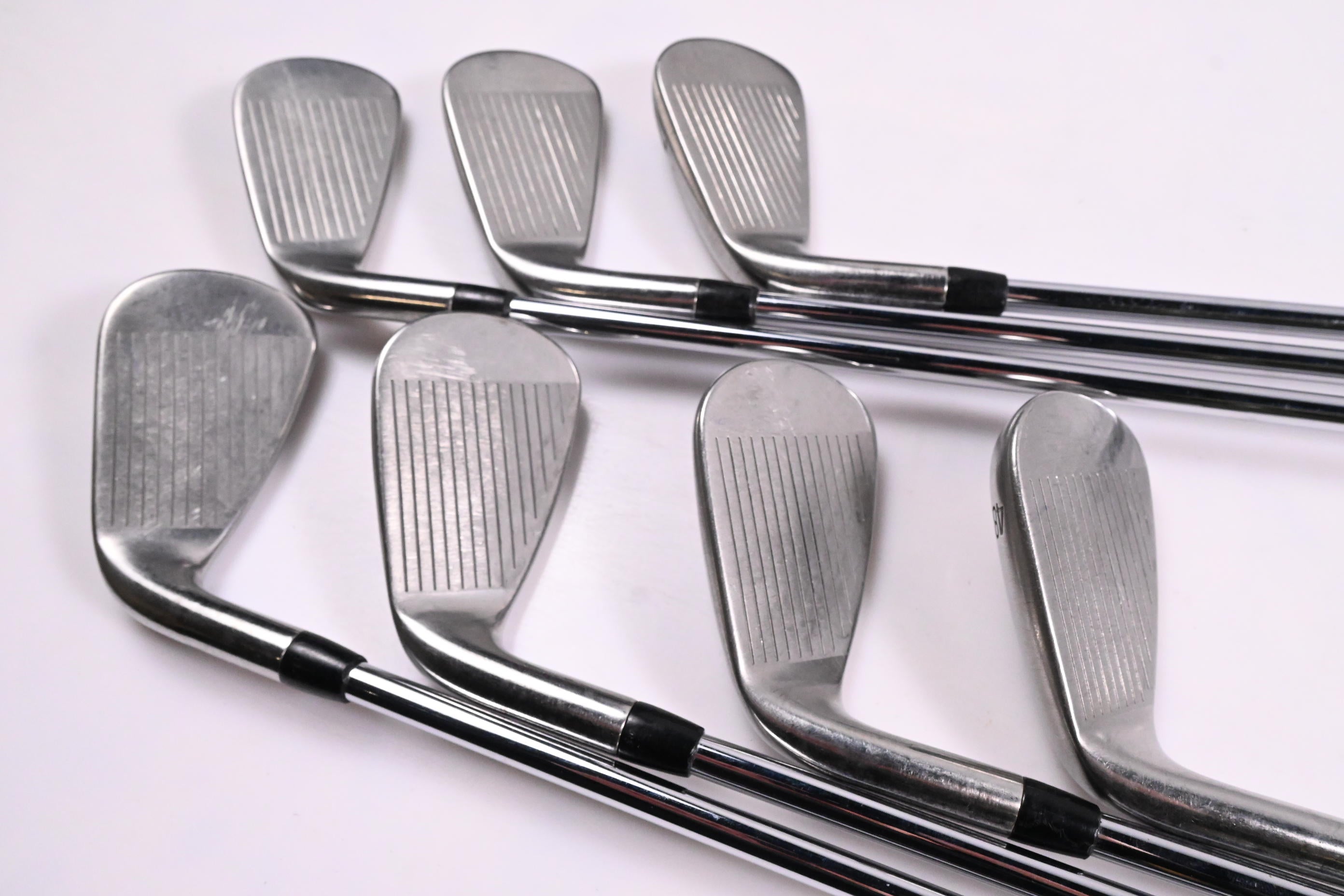 Titleist 718 AP1 Irons / 5-PW+48° / Regular Flex AMT Red R300 Shafts