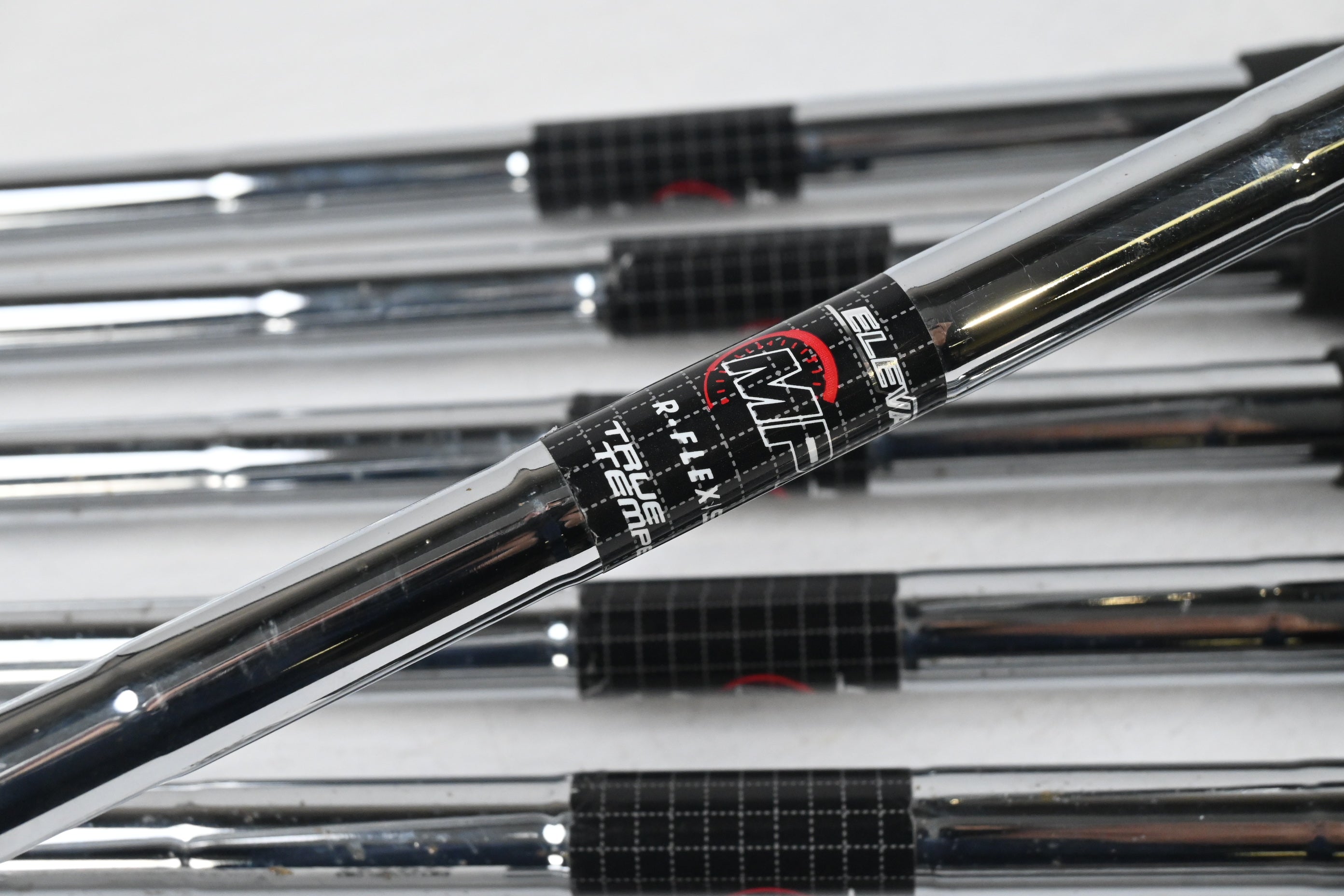 PXG 0311 XP Gen4 Irons / 5-PW+GW / Regular Flex Elevate MPH 95 Shafts