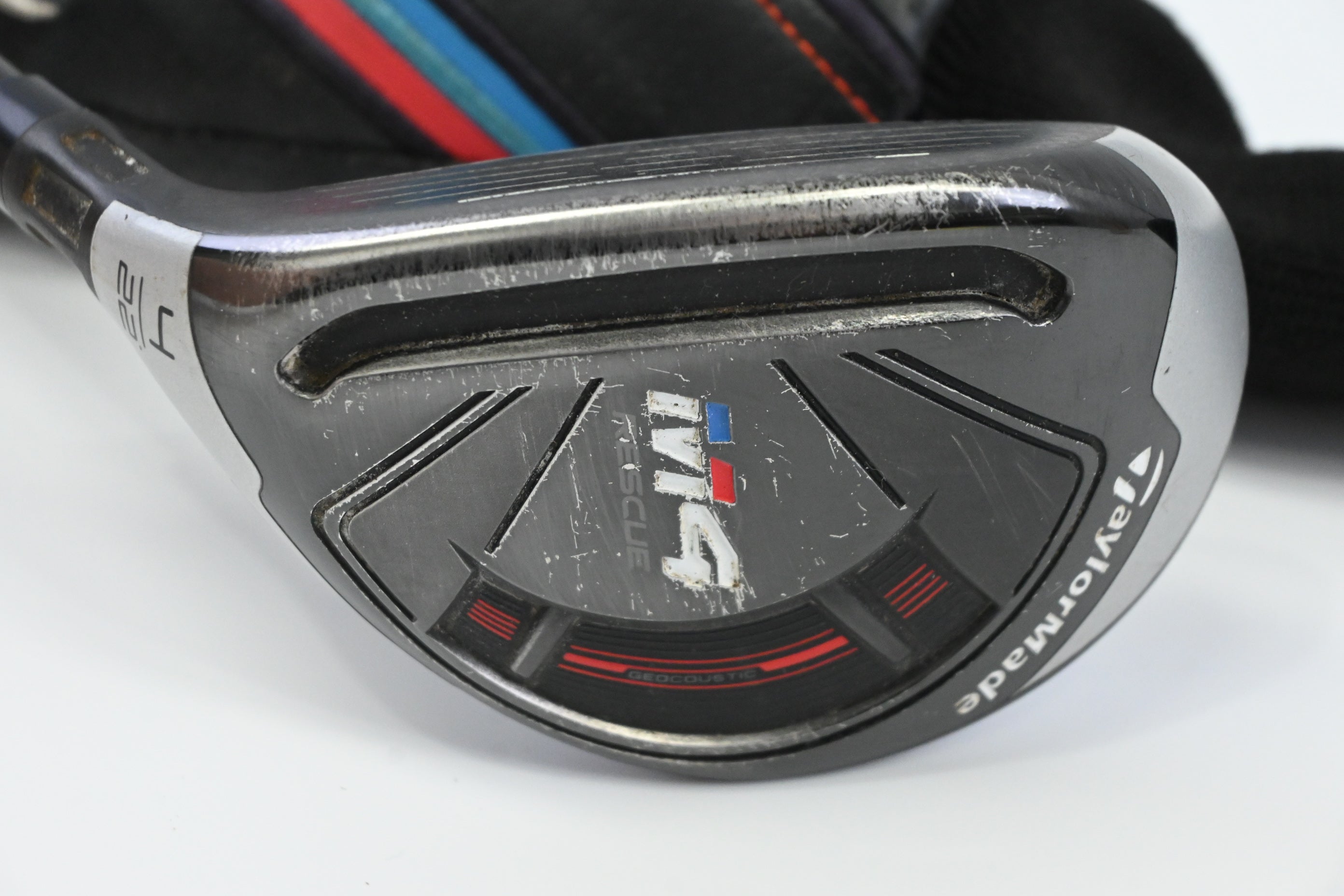 Left Hand Taylormade M4 #4 Hybrid / 22 Degree / Regular Flex Fujikura Atmos Red