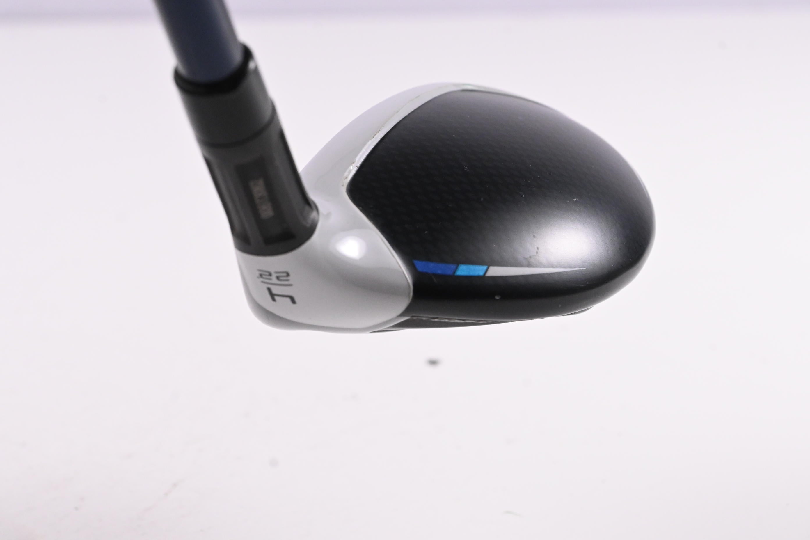 Taylormade SIM2 Max #4 Hybrid / 22 Degree / Stiff Flex Fujikura Ventus Blue 7