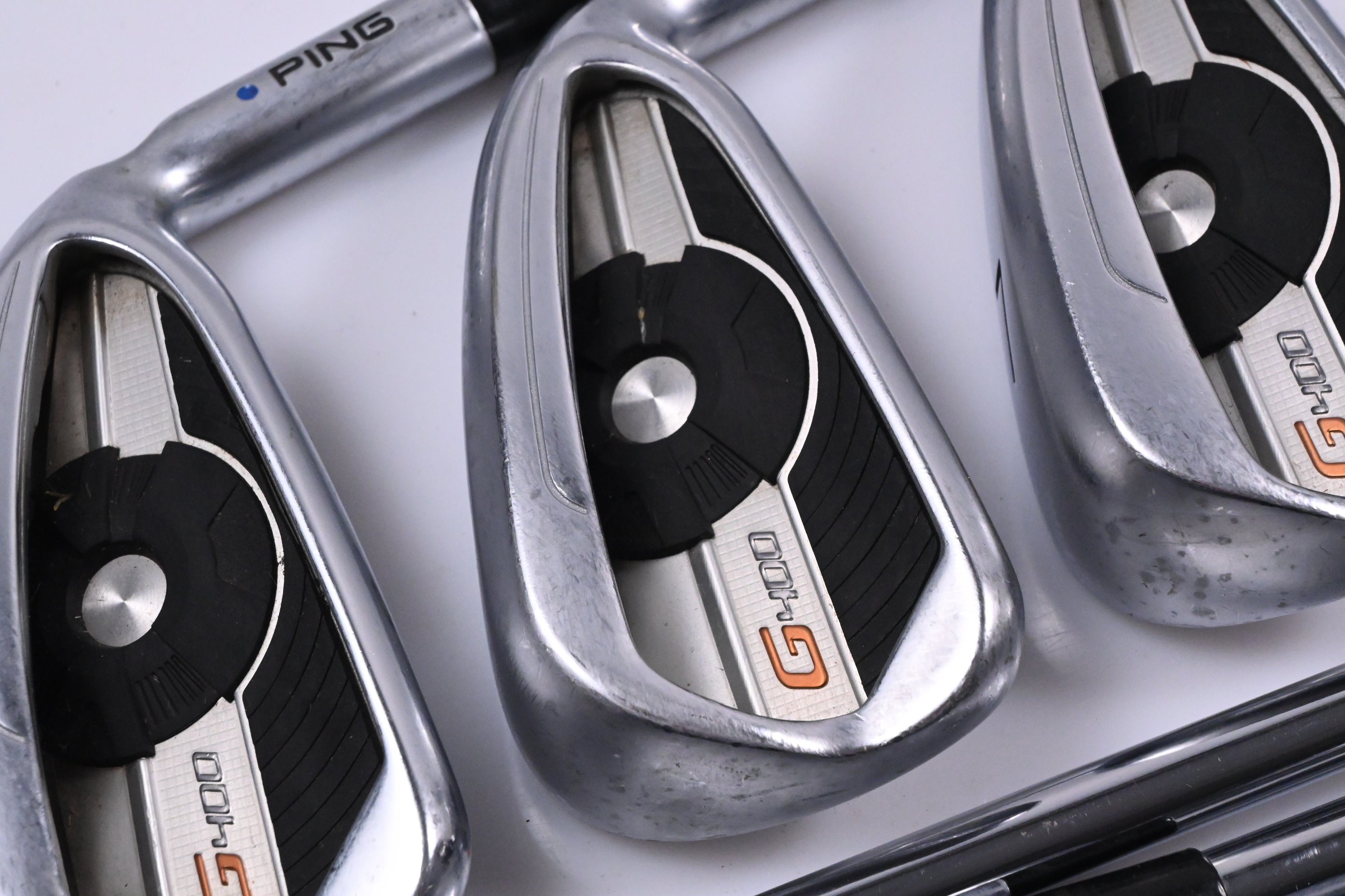 Ping G400 Irons / 5-PW+SW / Blue Dot / Regular Flex Ping AWT 2.0 Shafts