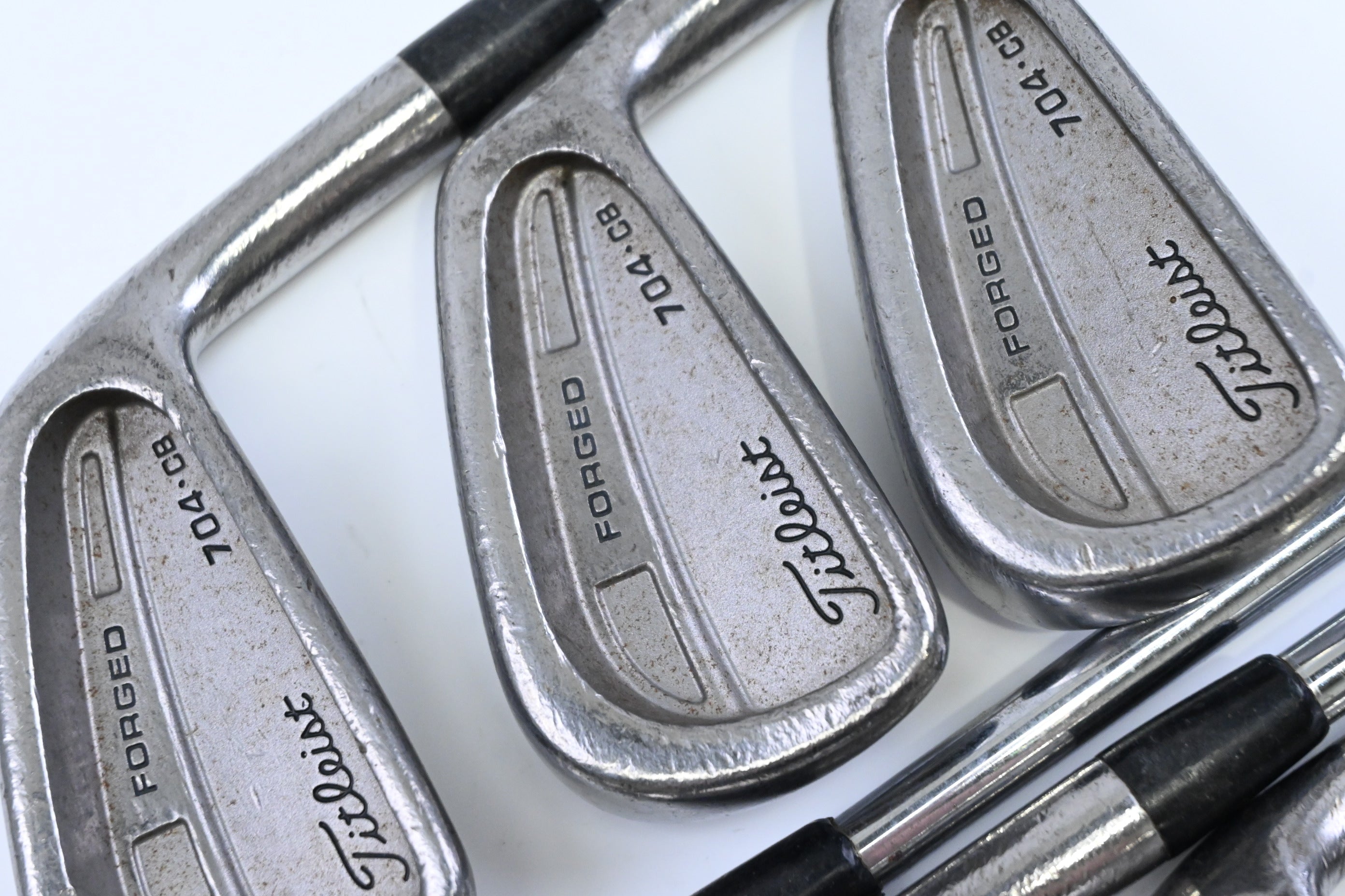 Titleist 704.CB Irons / 4-PW / Regular Flex Dynamic Gold R300 Shafts