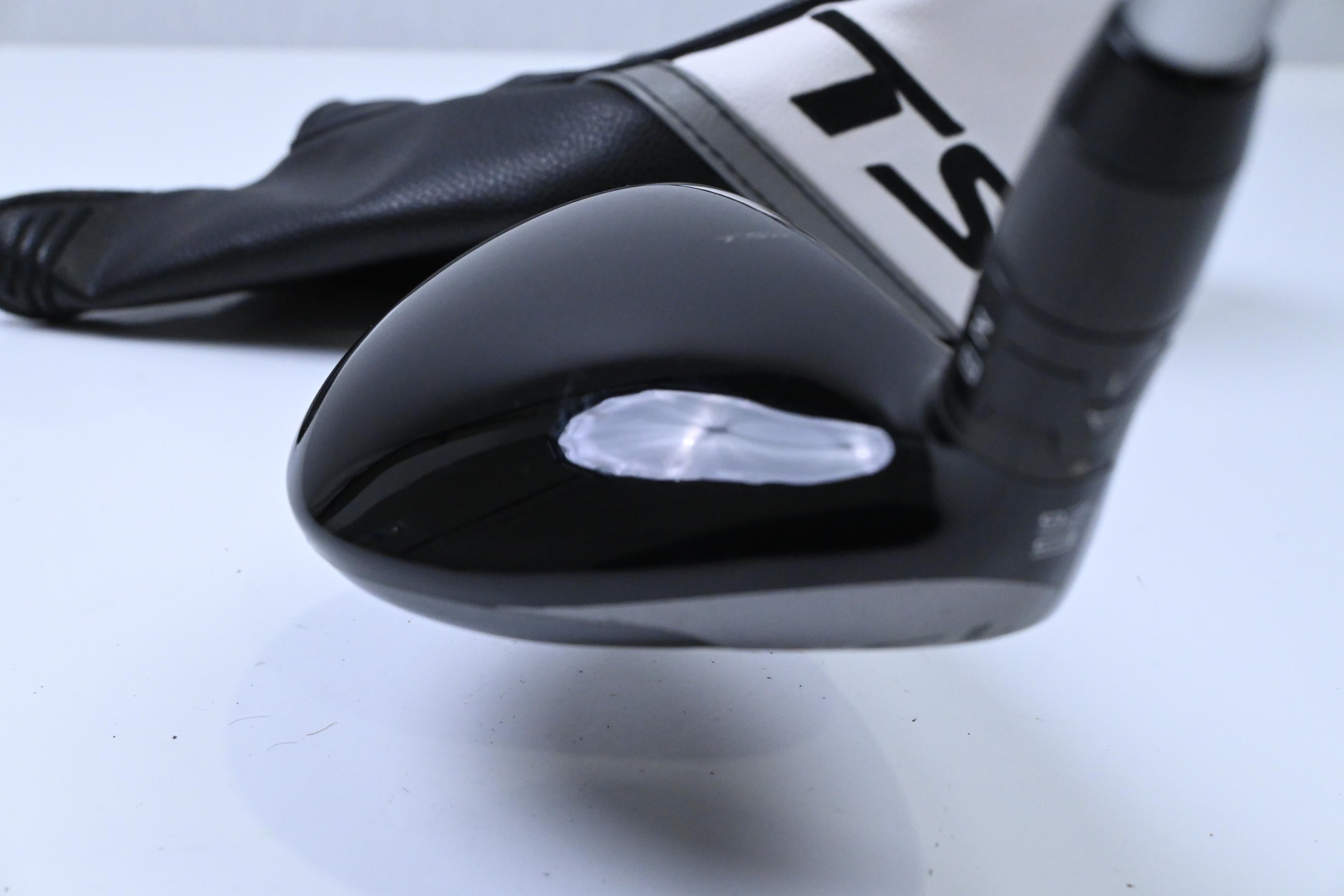 Left Hand Titleist TSR1 #6 Hybrid / 26 Degree / Ladies Flex MMT Speedmesh 40