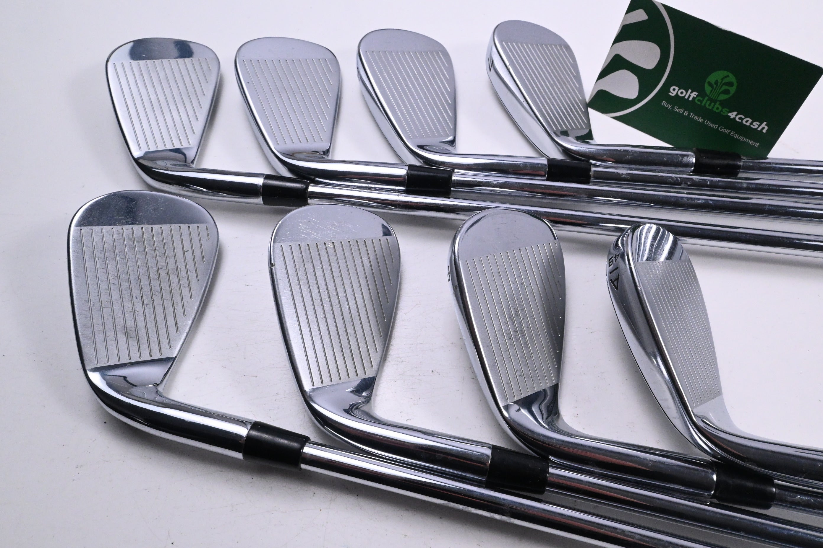 Callaway Rogue ST Pro Irons / 4-PW+AW / Regular+ Flex Rifle Tour Flighted 105