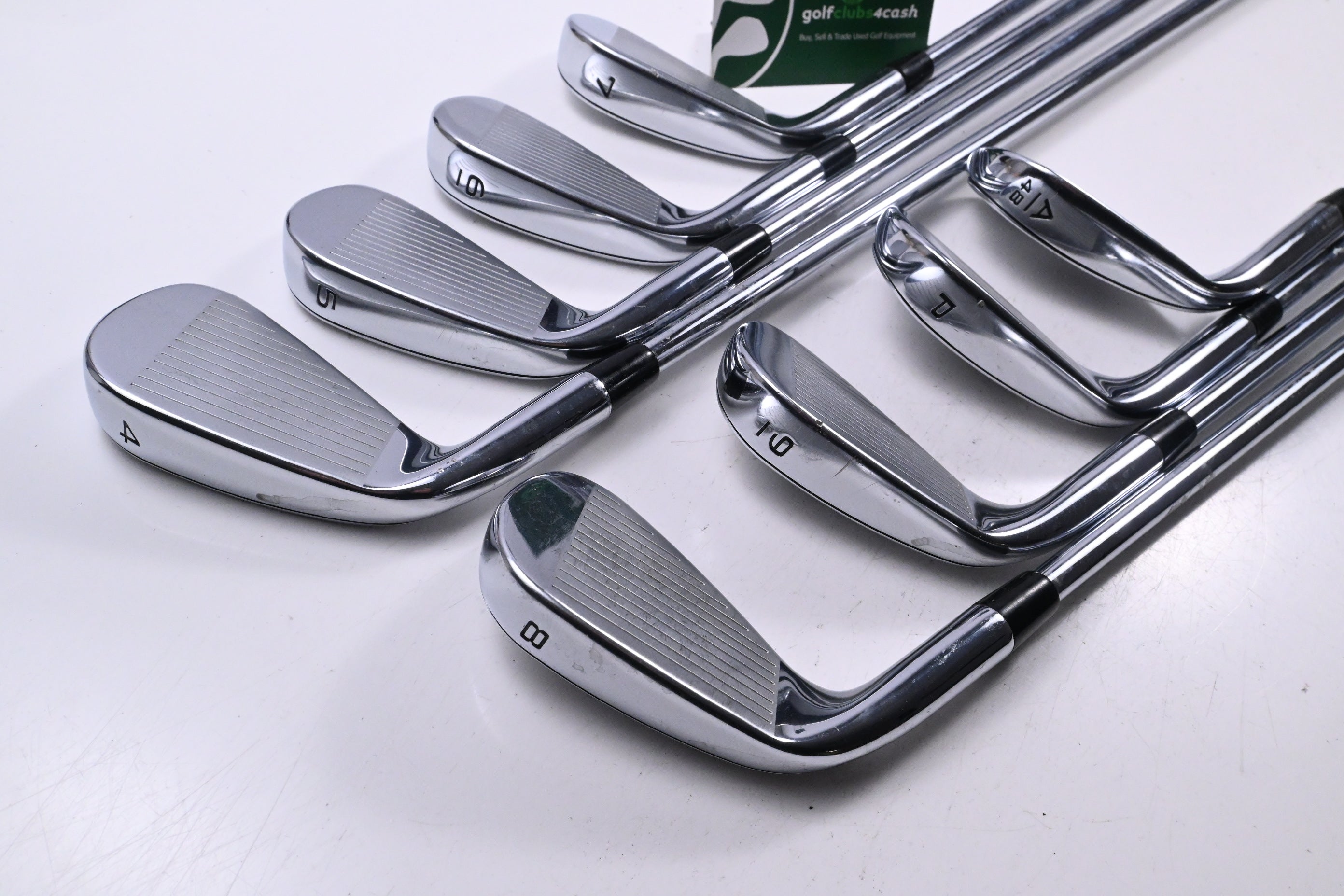 Callaway Rogue ST Pro Irons / 4-PW+AW / Regular+ Flex Rifle Tour Flighted 105