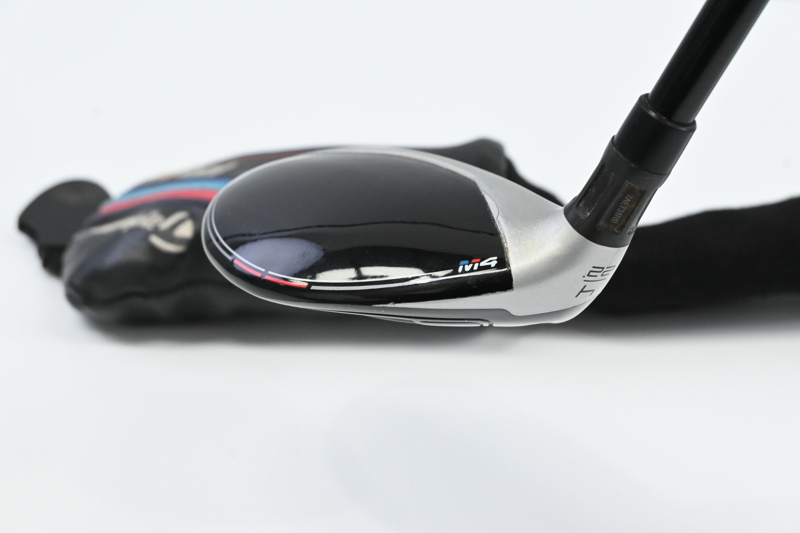 Left Hand Taylormade M4 #4 Hybrid / 22 Degree / Regular Flex Fujikura Atmos Red