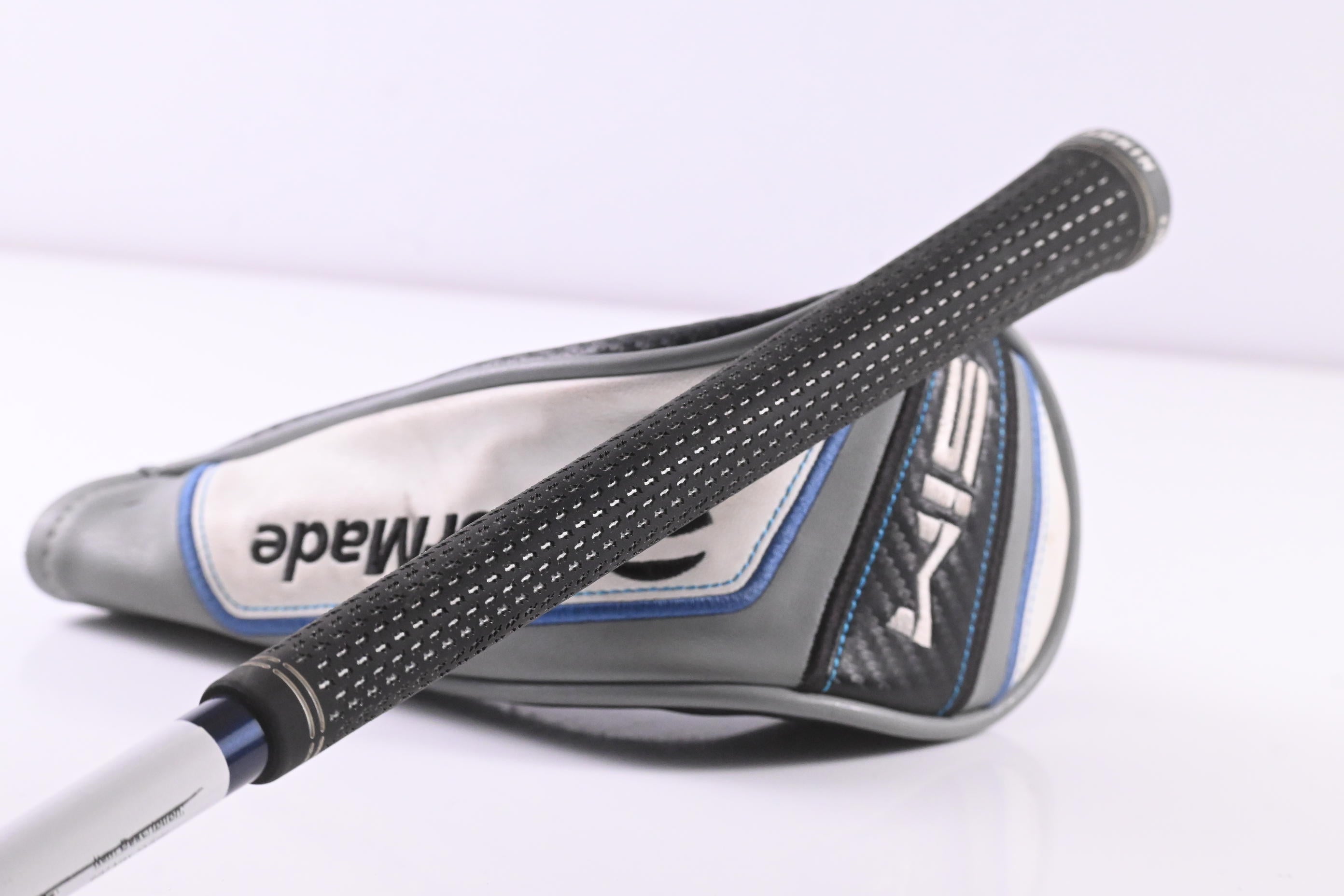 Taylormade SIM Max #3 Hybrid / 19 Degree / Regular Flex Ventus Blue 6 Shaft