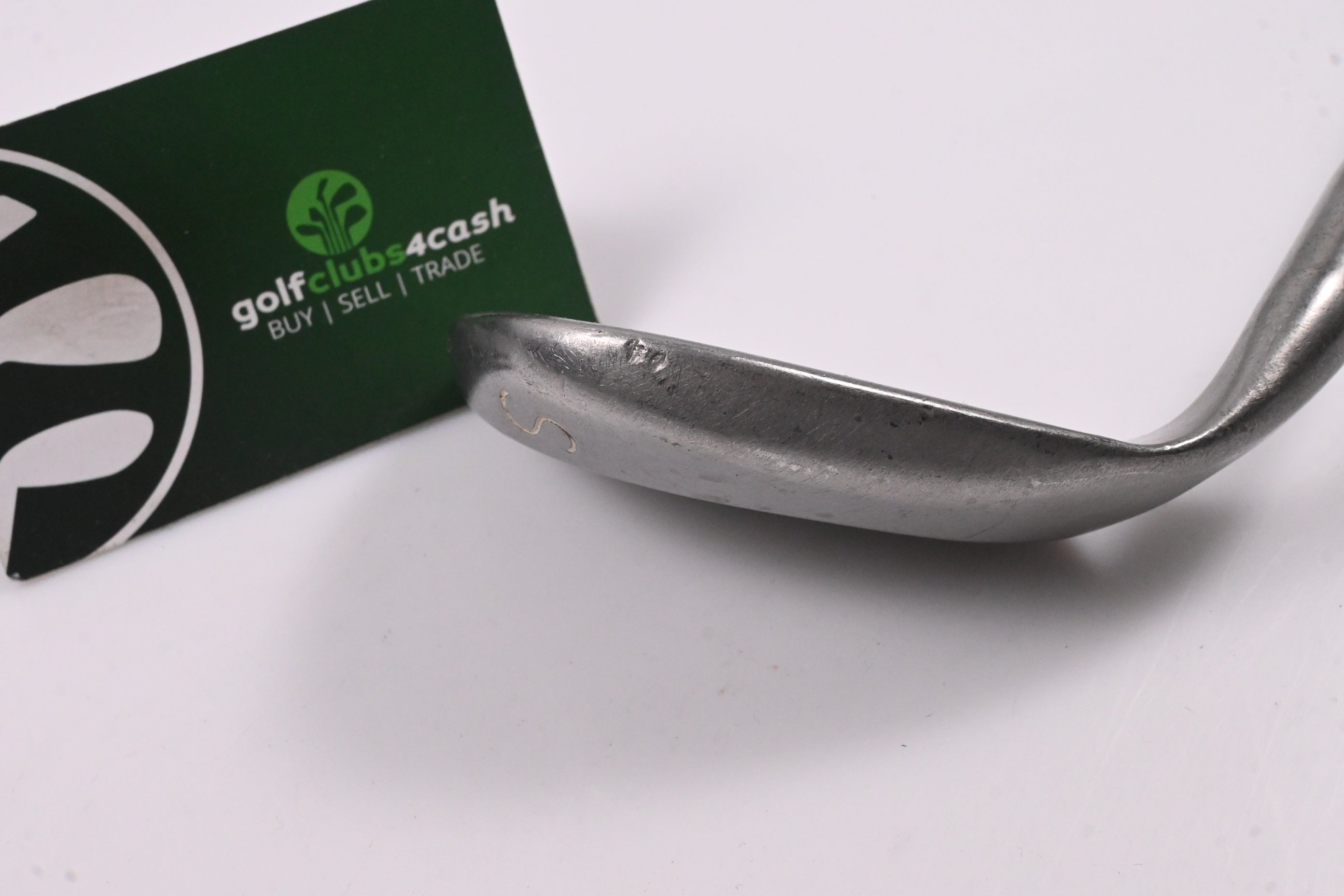 Ping Eye 2+ Sand Wedge / 57.5 Degree / Red Dot / Regular Flex Ping JZ Shaft