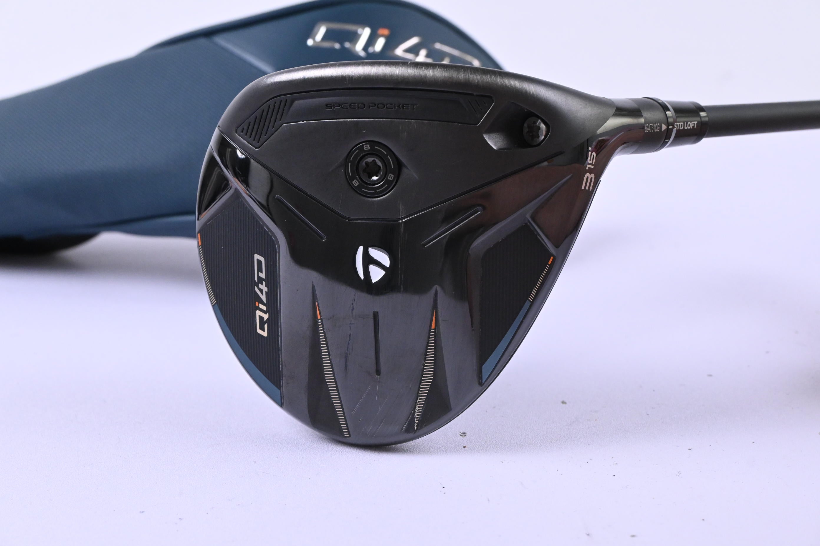 Taylormade Qi4D #3 Wood / 15 Degree / Regular Flex REAX White 55 Shaft