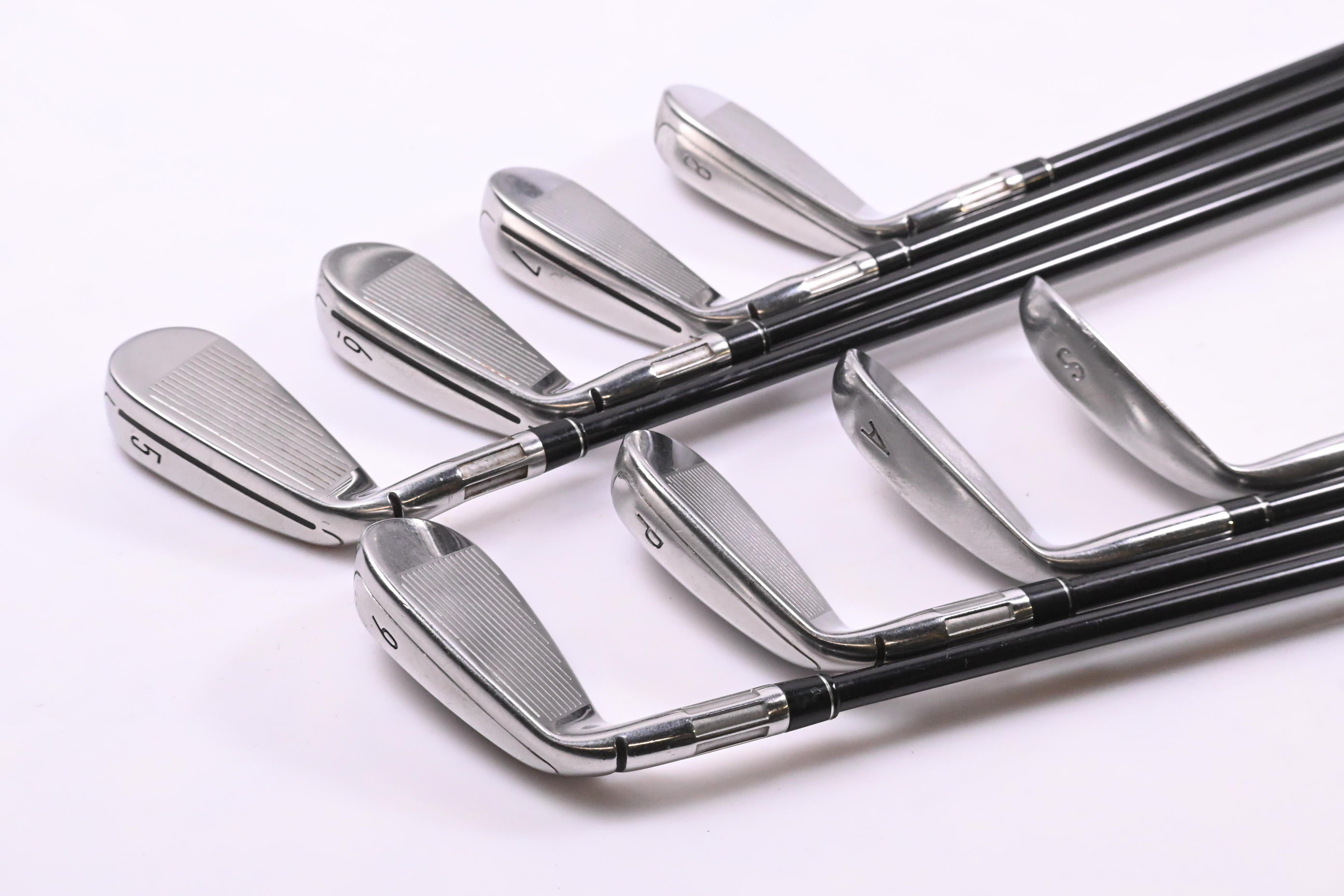 Taylormade M6 Irons / 5-PW+GW+SW / Regular Flex Fujikura Atmos Orange 6