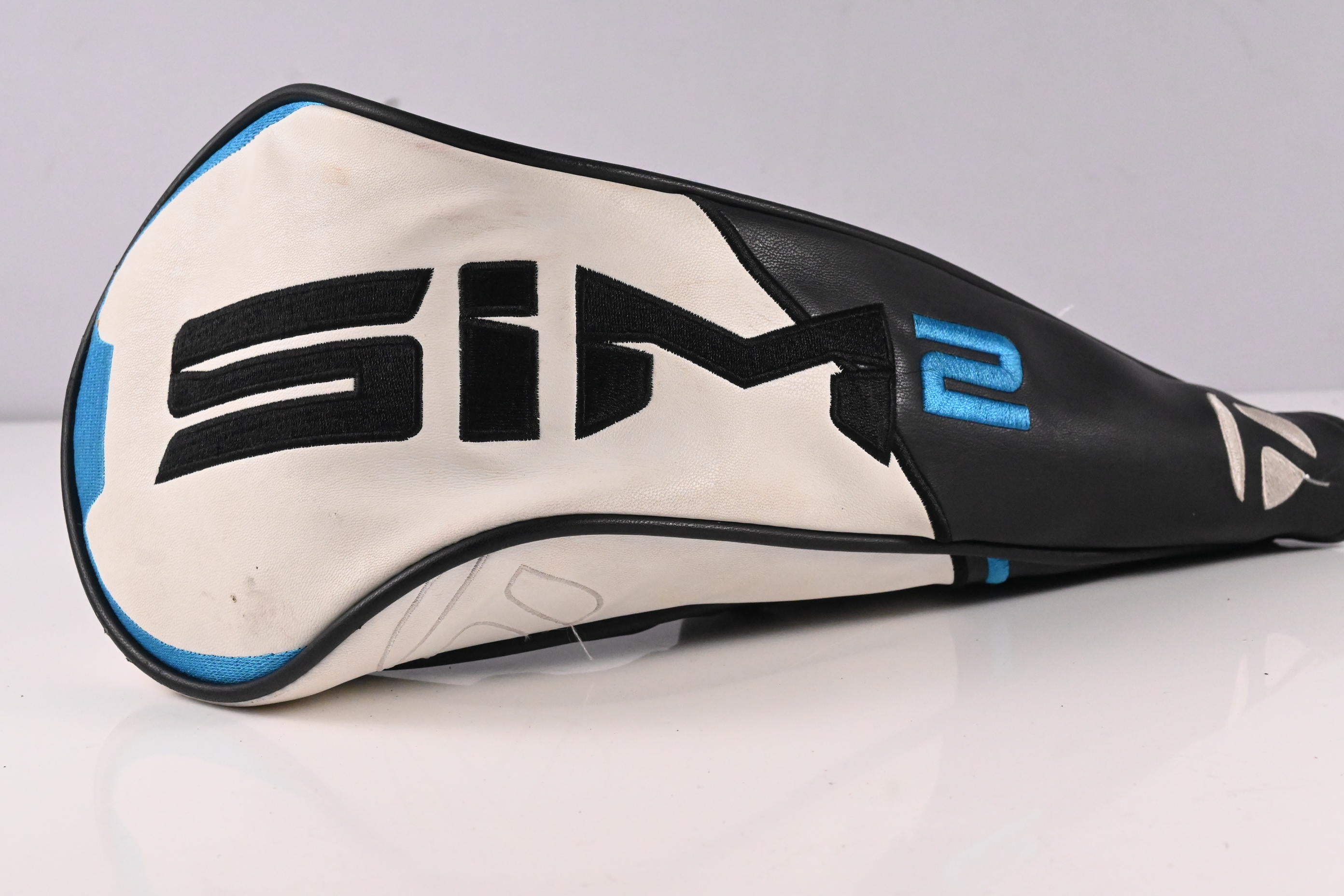 Taylormade SIM2 Max D Driver / 12 Degree / Regular Flex Ventus Blue 6 Shaft