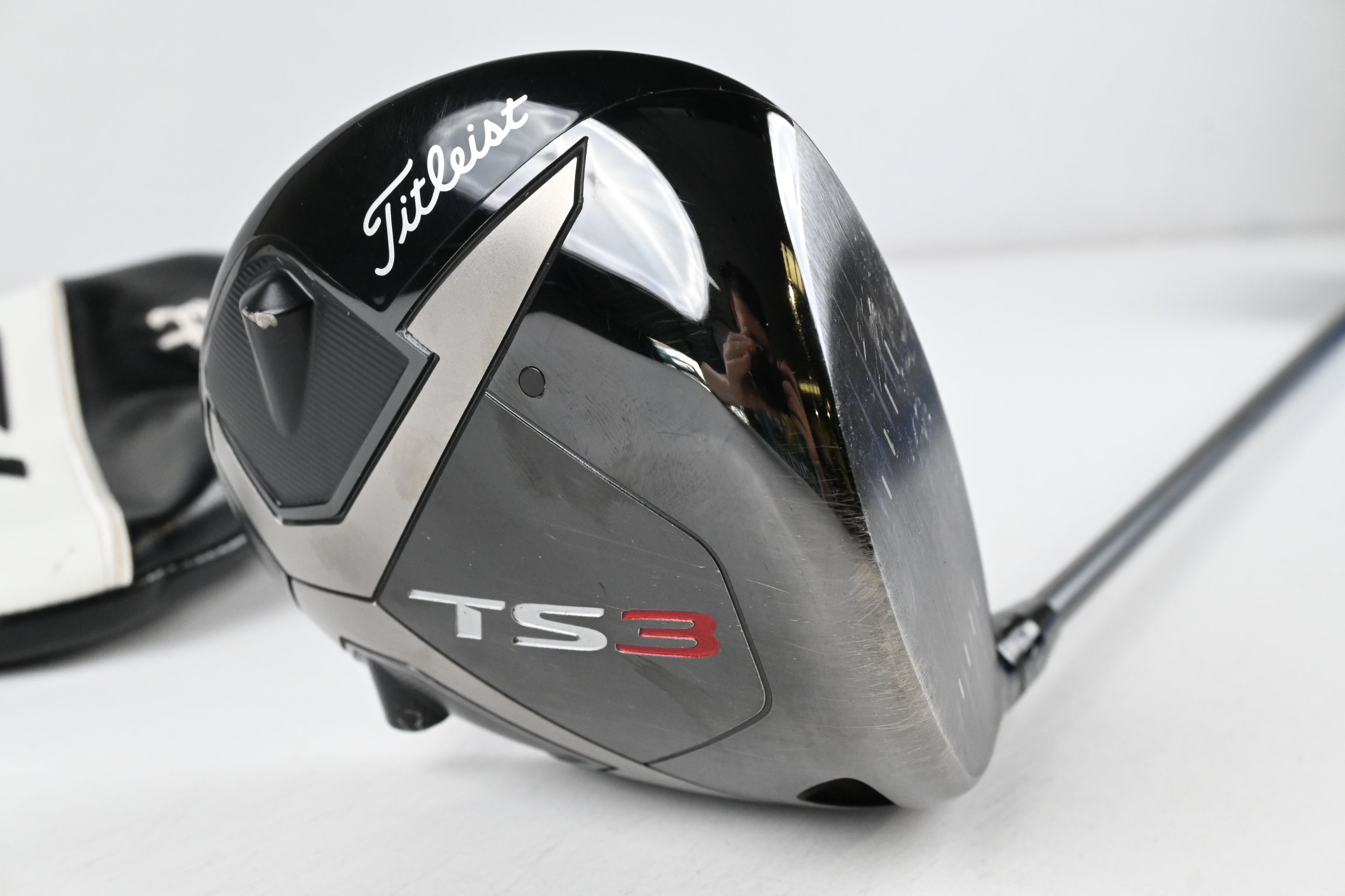 Titleist TS2 Driver / 9.5 Degree / Stiff Flex HZRDUS Smoke Black 60 Shaft