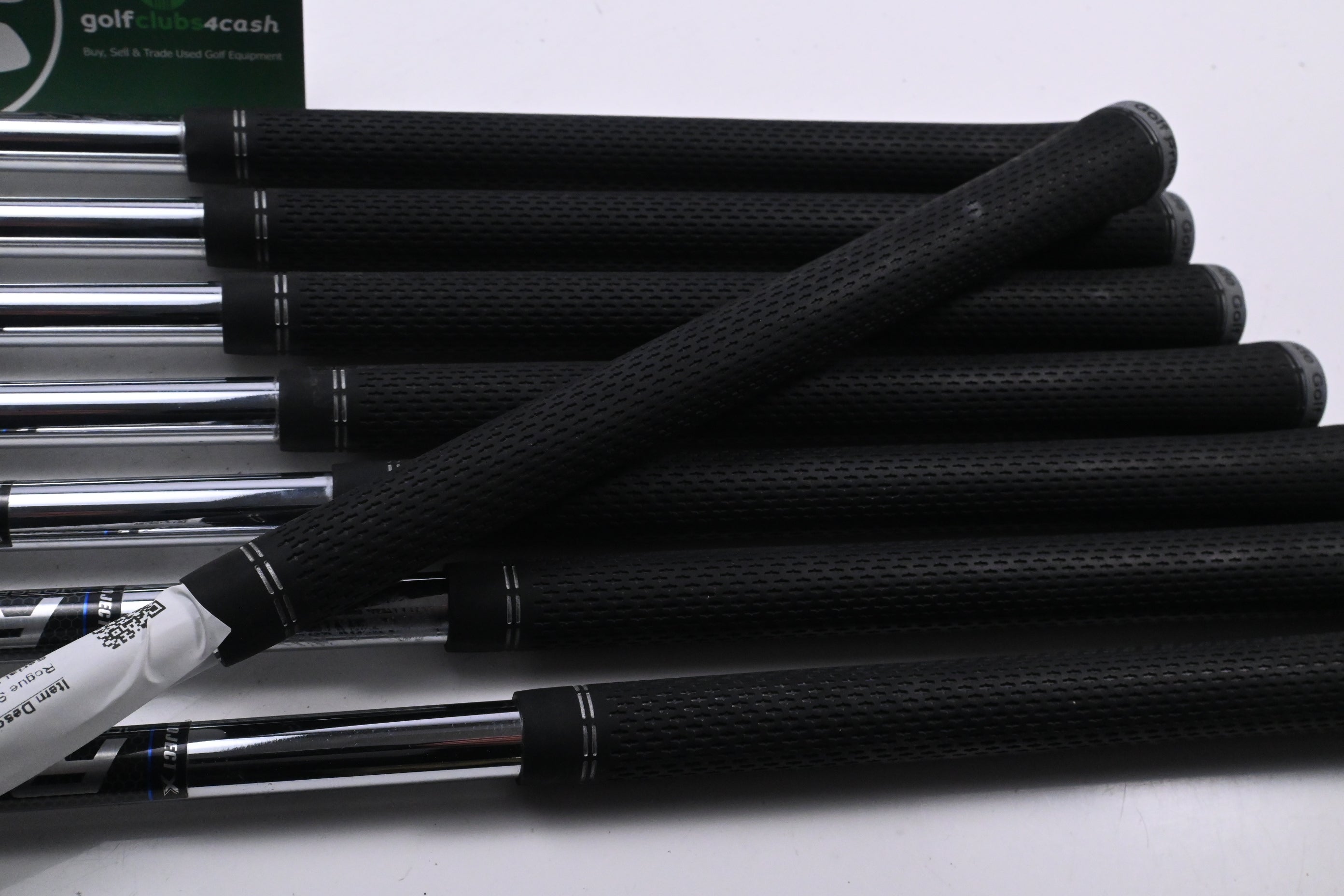 Callaway Rogue ST Pro Irons / 4-PW+AW / Regular+ Flex Rifle Tour Flighted 105