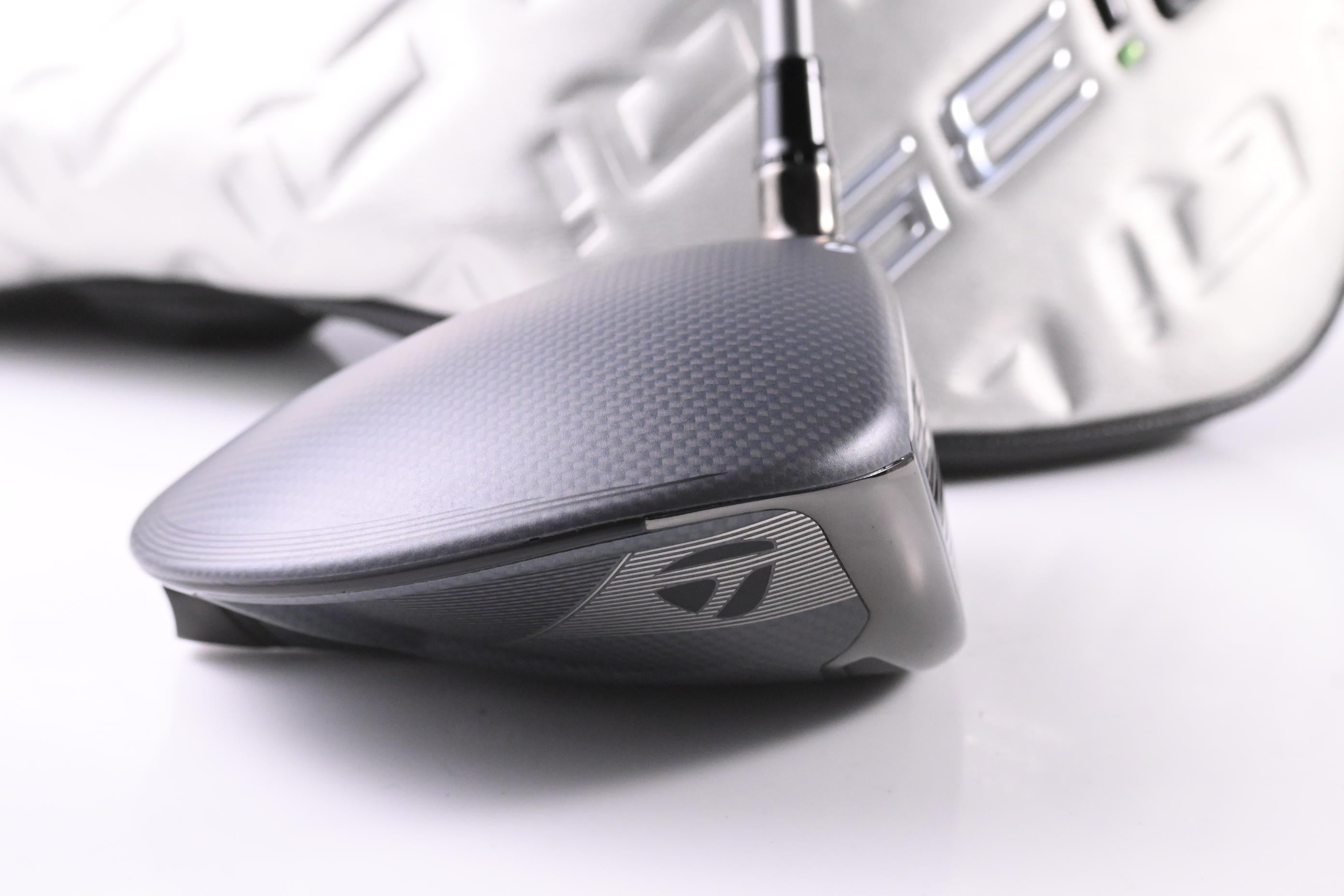 Taylormade Qi35 Max Driver / 10.5 Degree / Regular Flex Air Speeder 50 Shaft