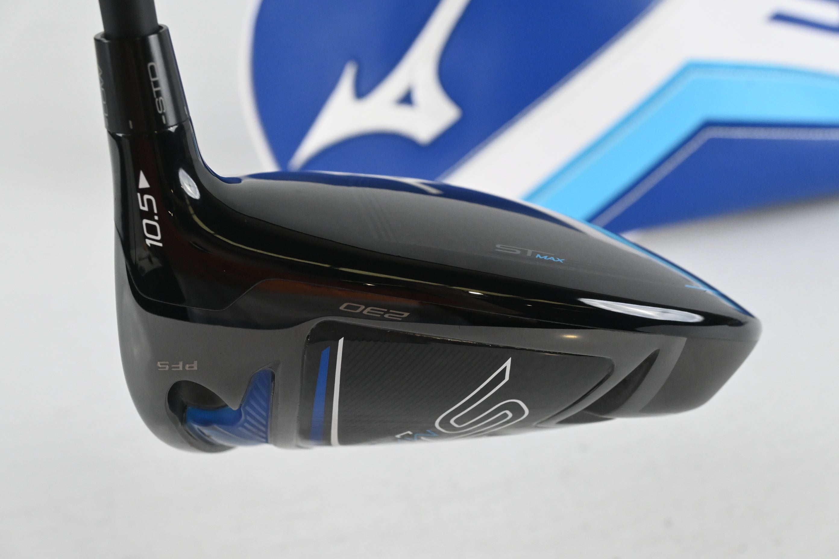 Mizuno ST-Max 230 Driver / 10.5 Degree / Regular Flex Tensei 1K Blue 55 Shaft