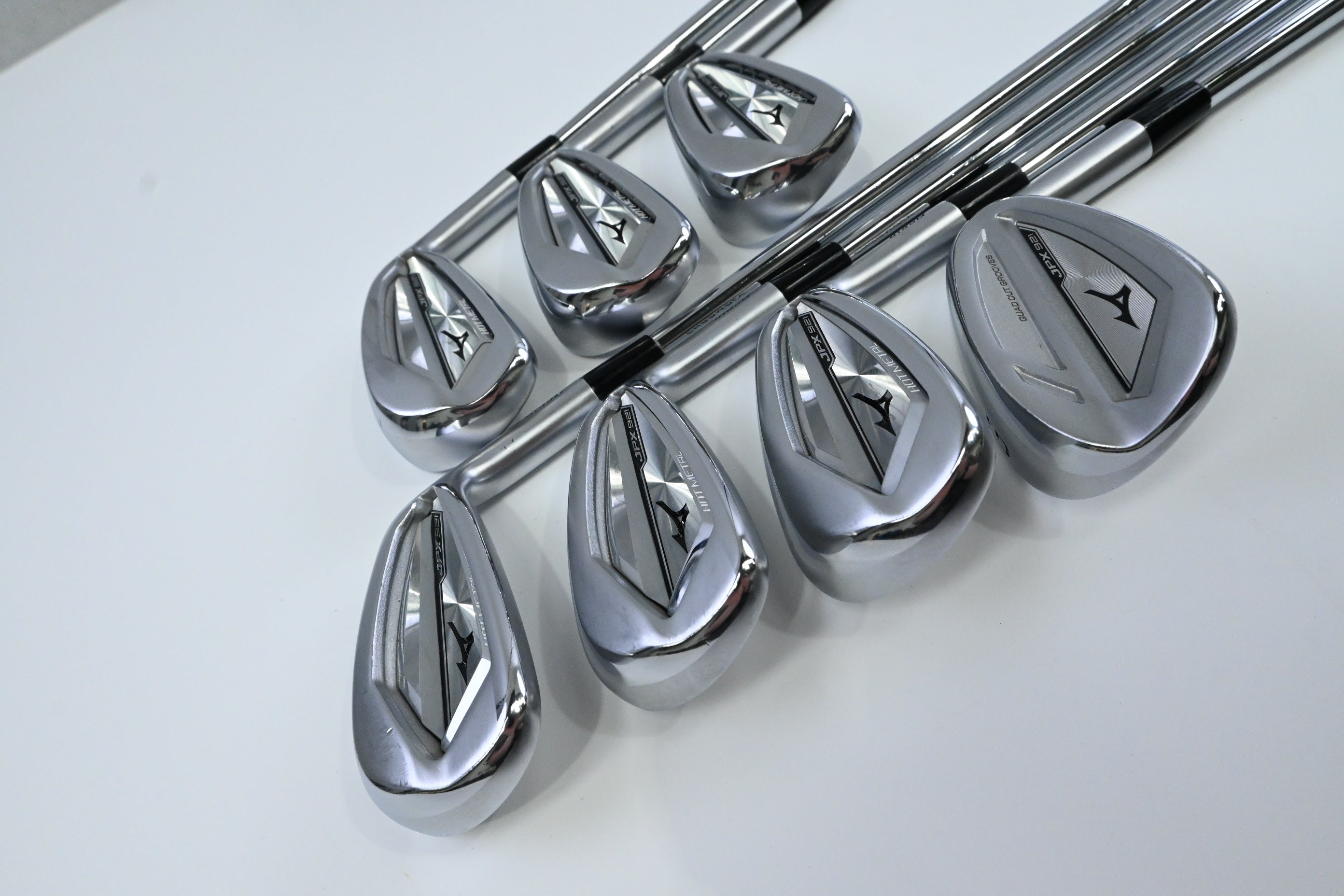 Mizuno JPX 921 Hot Metal Irons / 5-PW+GW / Stiff Flex Dynamic Gold 105 S300