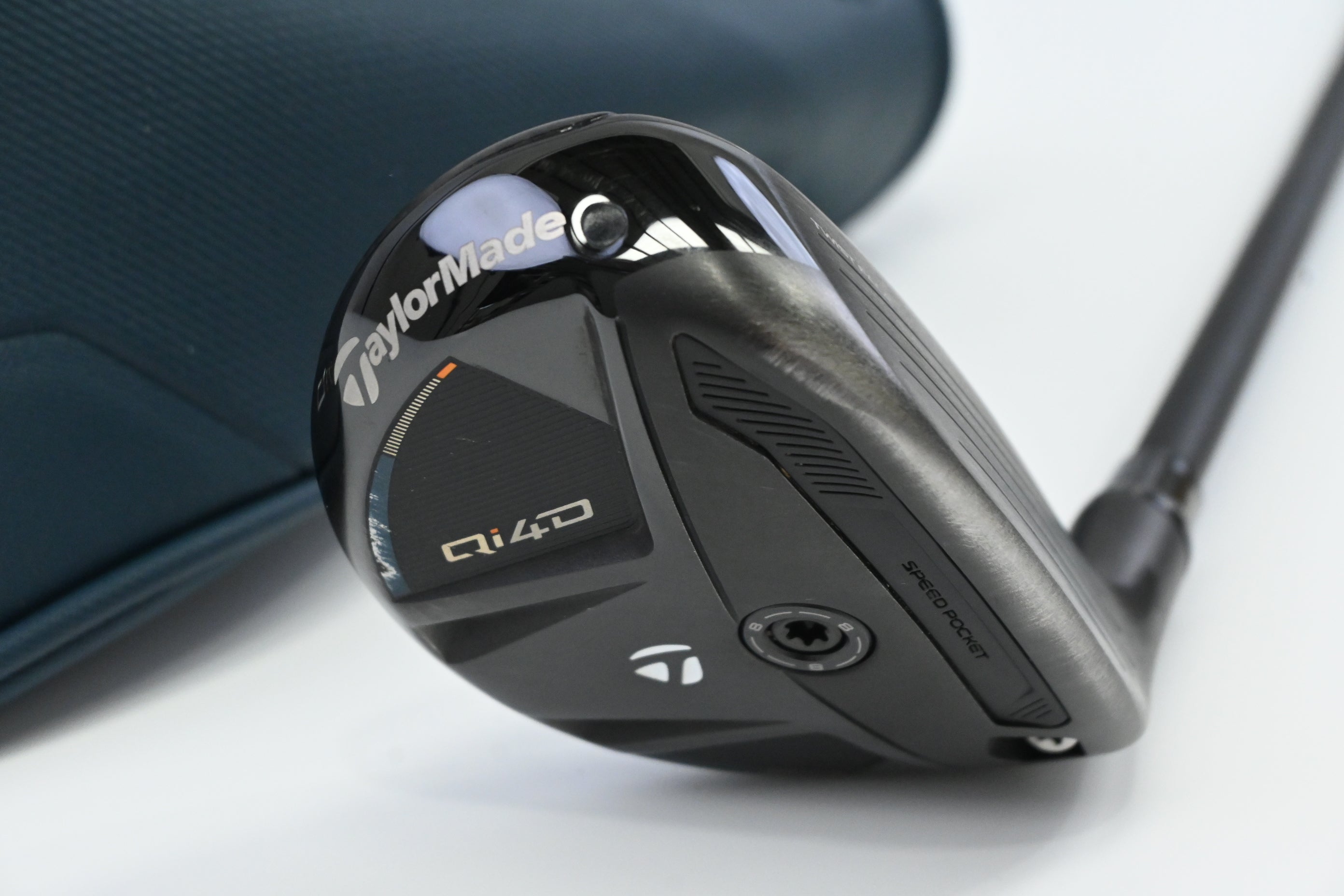 Taylormade Qi4D #4 Hybrid / 22 Degree / Stiff Flex KBS Reax White 75 Shaft