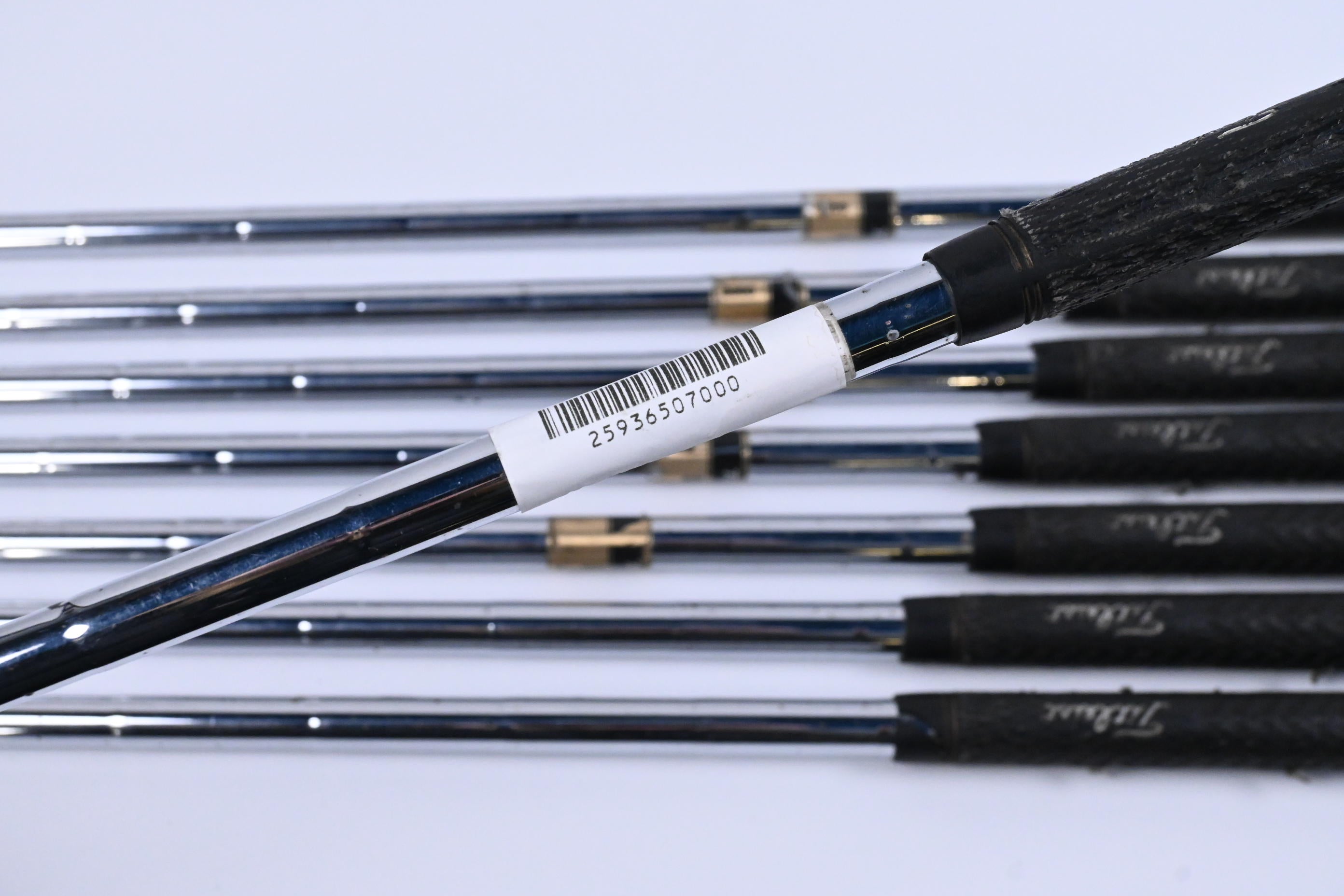 Titleist DCI 762 Irons / 3-PW / Stiff Flex Dynamic Gold S200 Steel Shaft