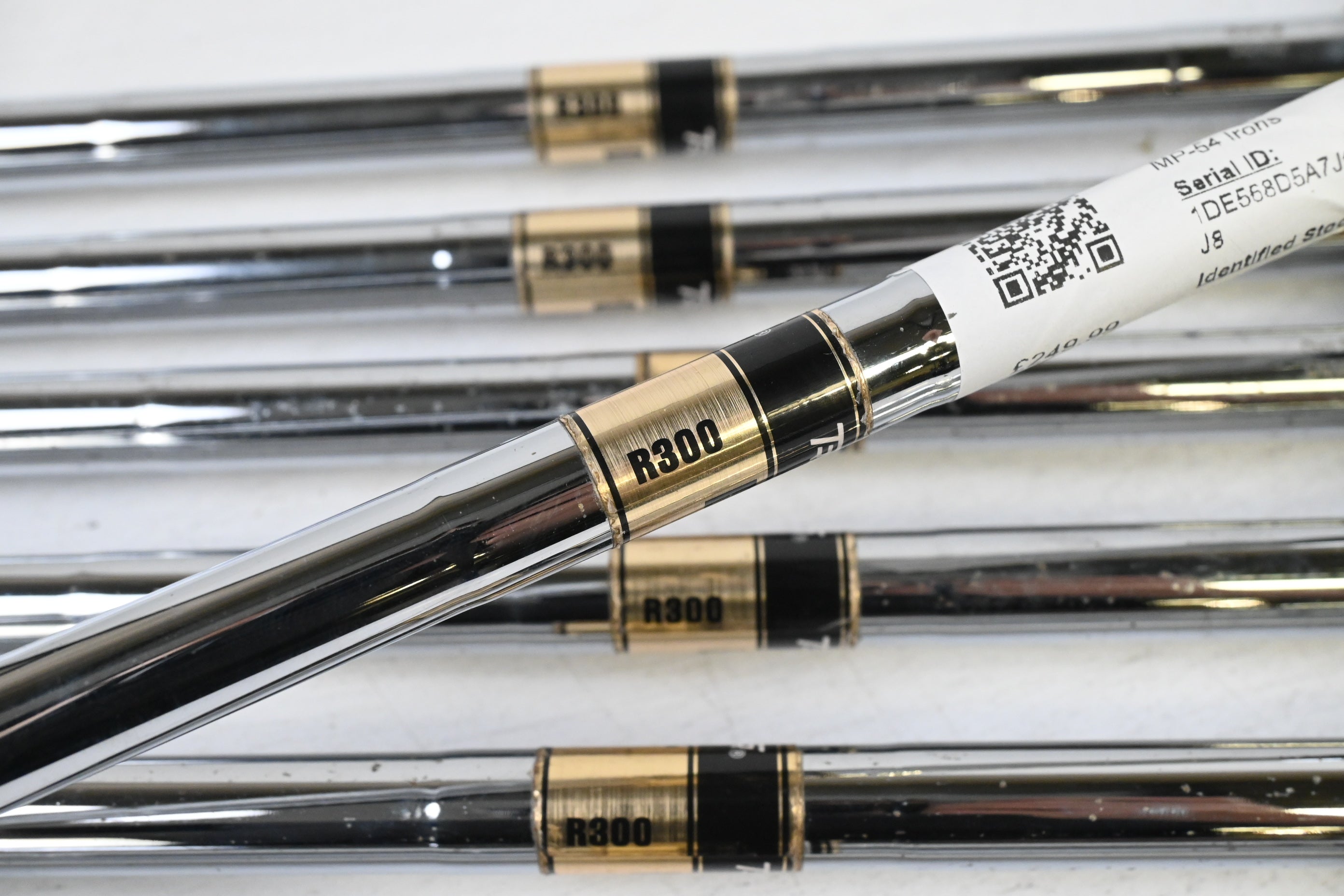 Mizuno MP-54 Irons / 4-PW / Regular Flex Dynamic Gold R300 Shafts