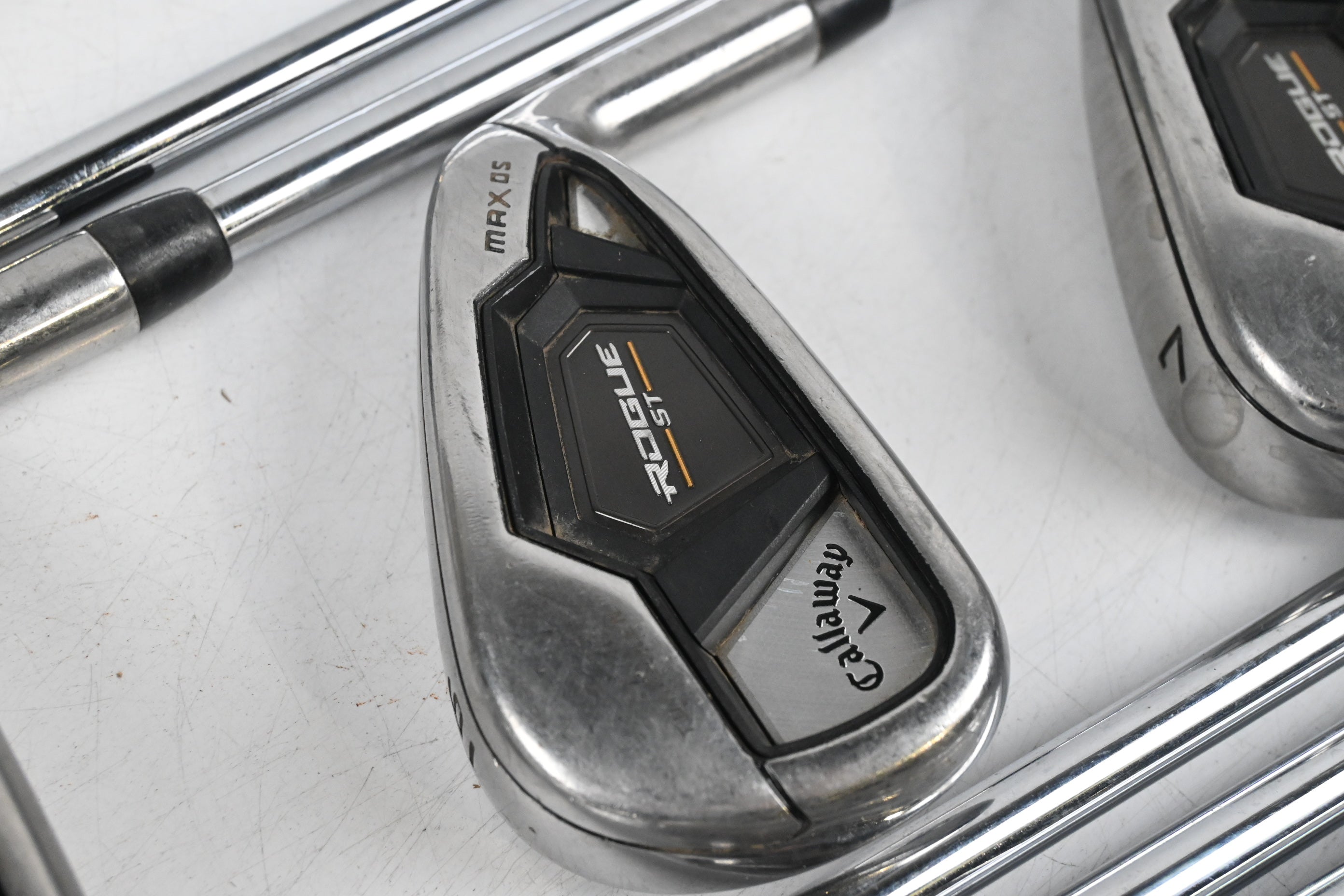 Callaway Rogue ST Max OS Irons / 4-PW+GW+SW / Regular Flex Elevate MPH Shafts