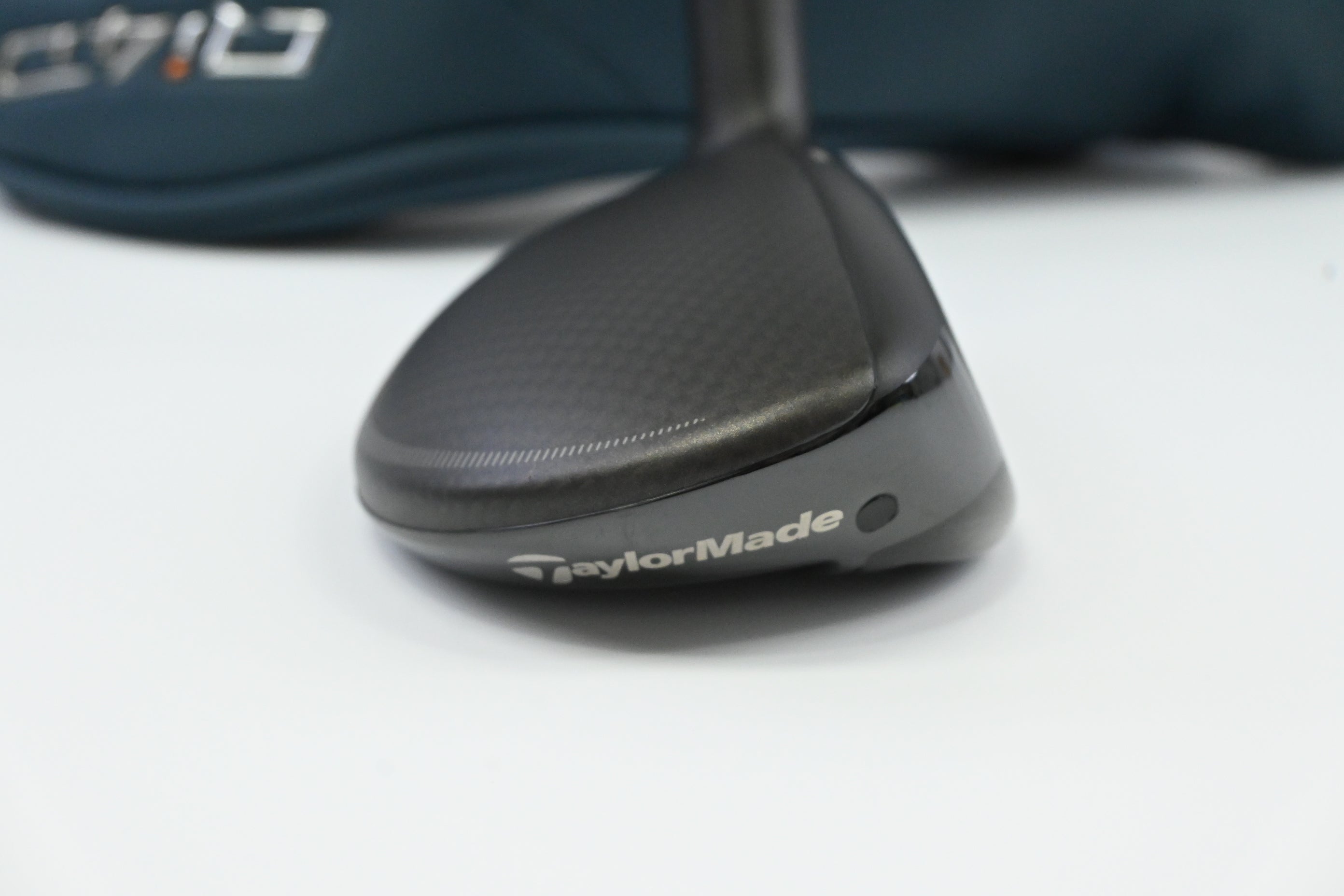 Taylormade Qi4D #4 Hybrid / 22 Degree / Stiff Flex KBS Reax White 75 Shaft