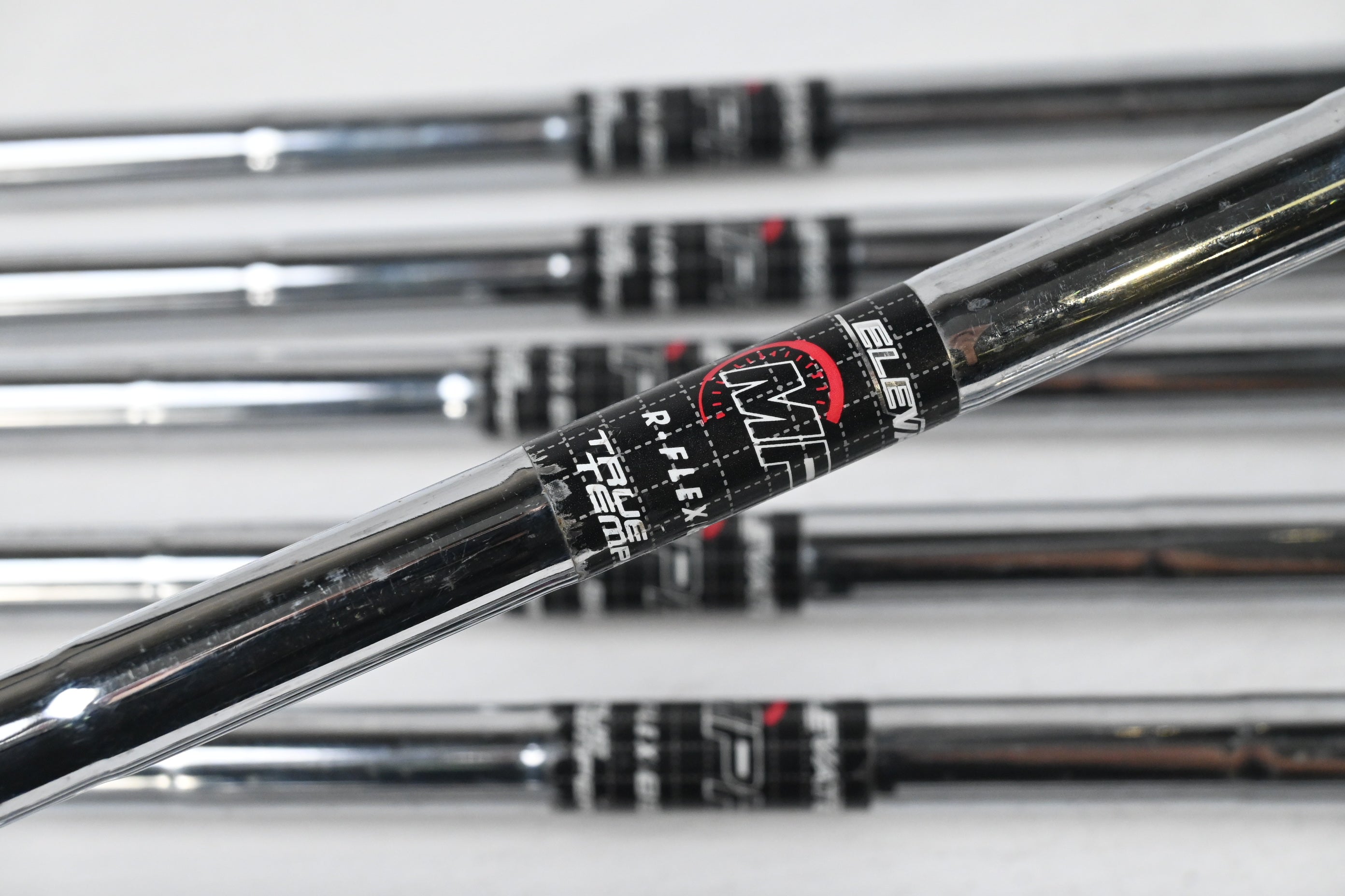 Callaway Rogue ST Max OS Irons / 4-PW+GW+SW / Regular Flex Elevate MPH Shafts