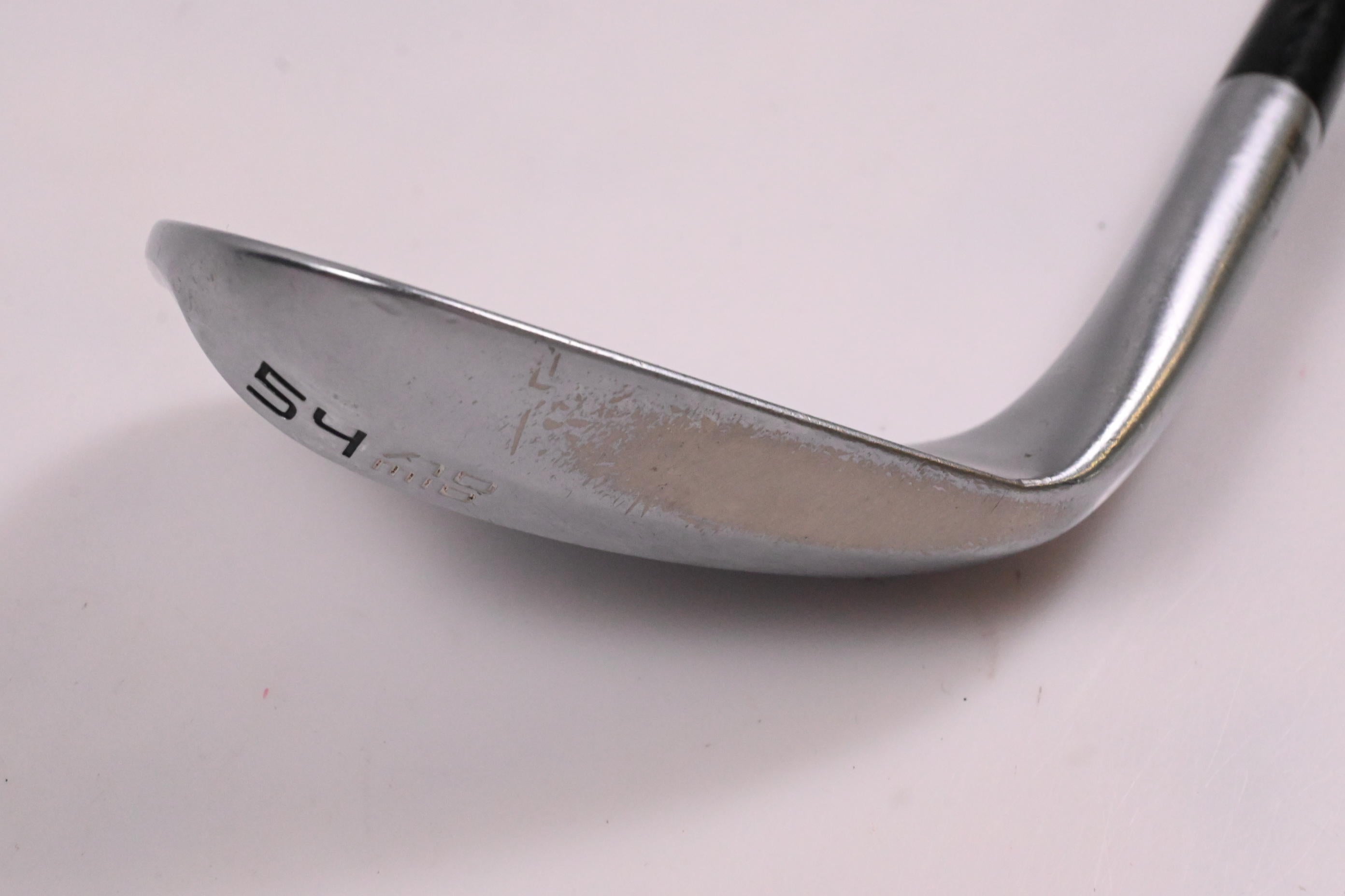 Cleveland RTX-4 Sand Wedge / 54 Degree / Stiff Flex Dynamic Gold S400 Shaft