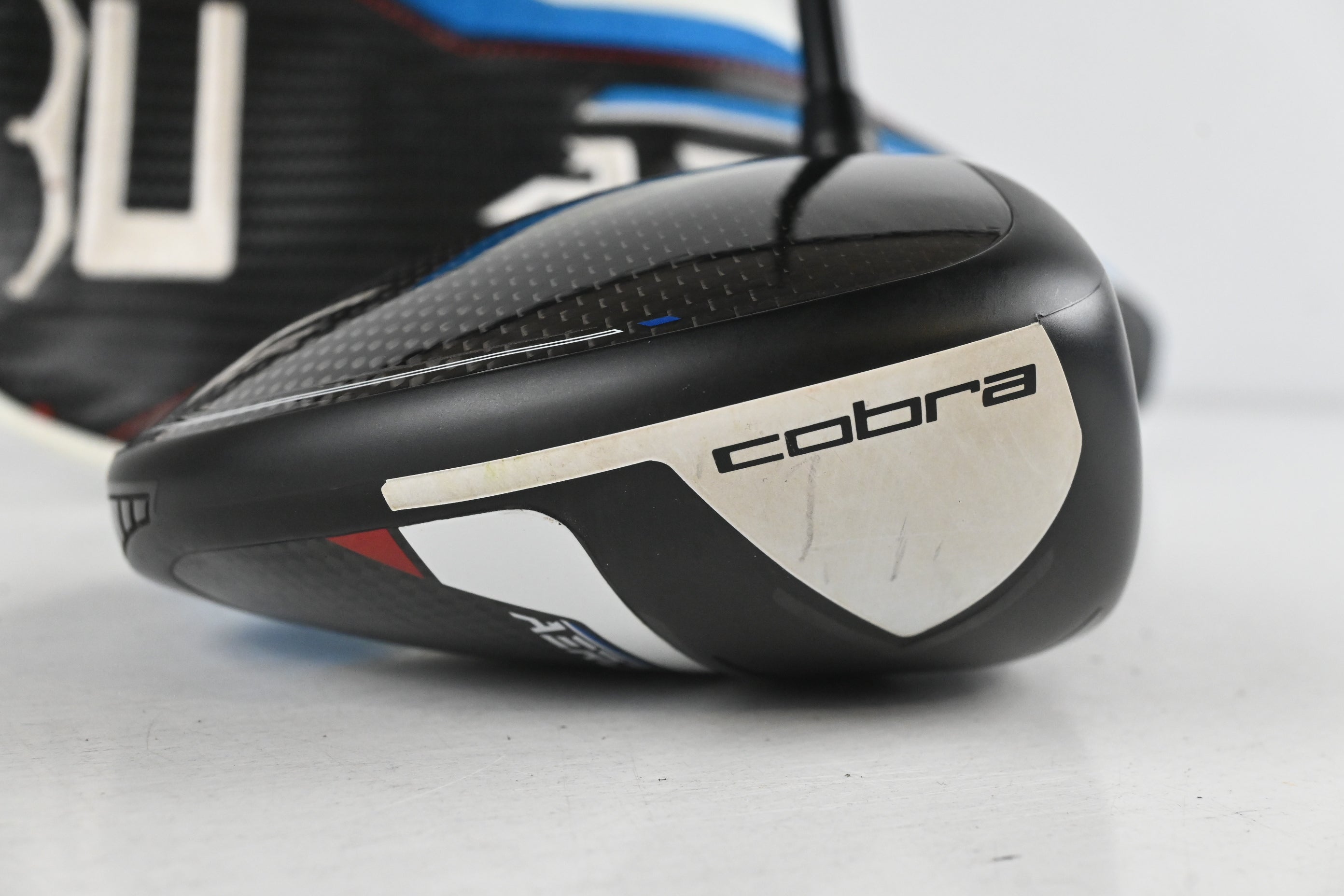 Cobra Aerojet Driver / 10.5 Degree / Regular Flex UST Helium Nano Core 5