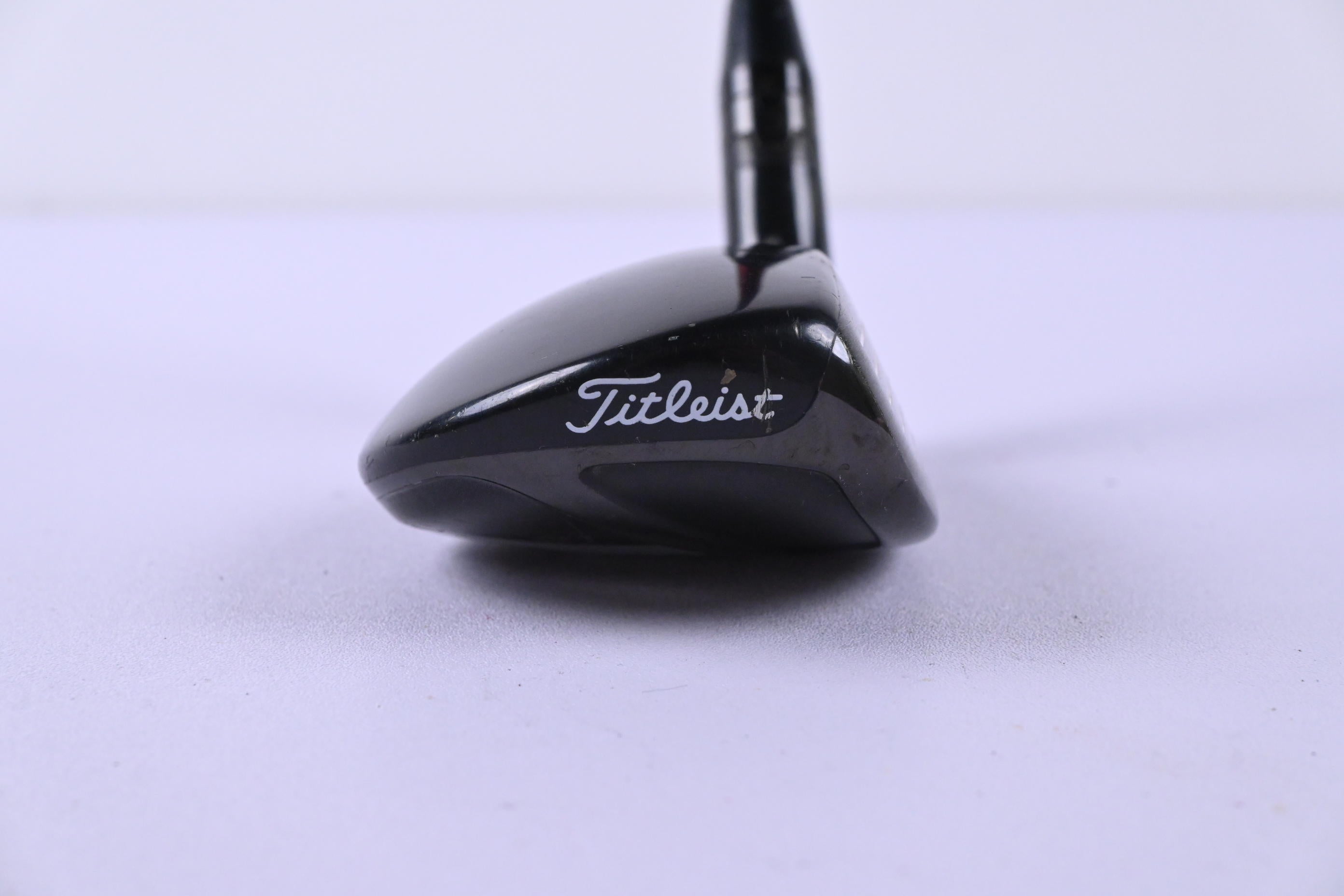 Titleist 910H #3 Hybrid / 21 Degree / Regular Flex Diamana 'ilima 70 Shaft