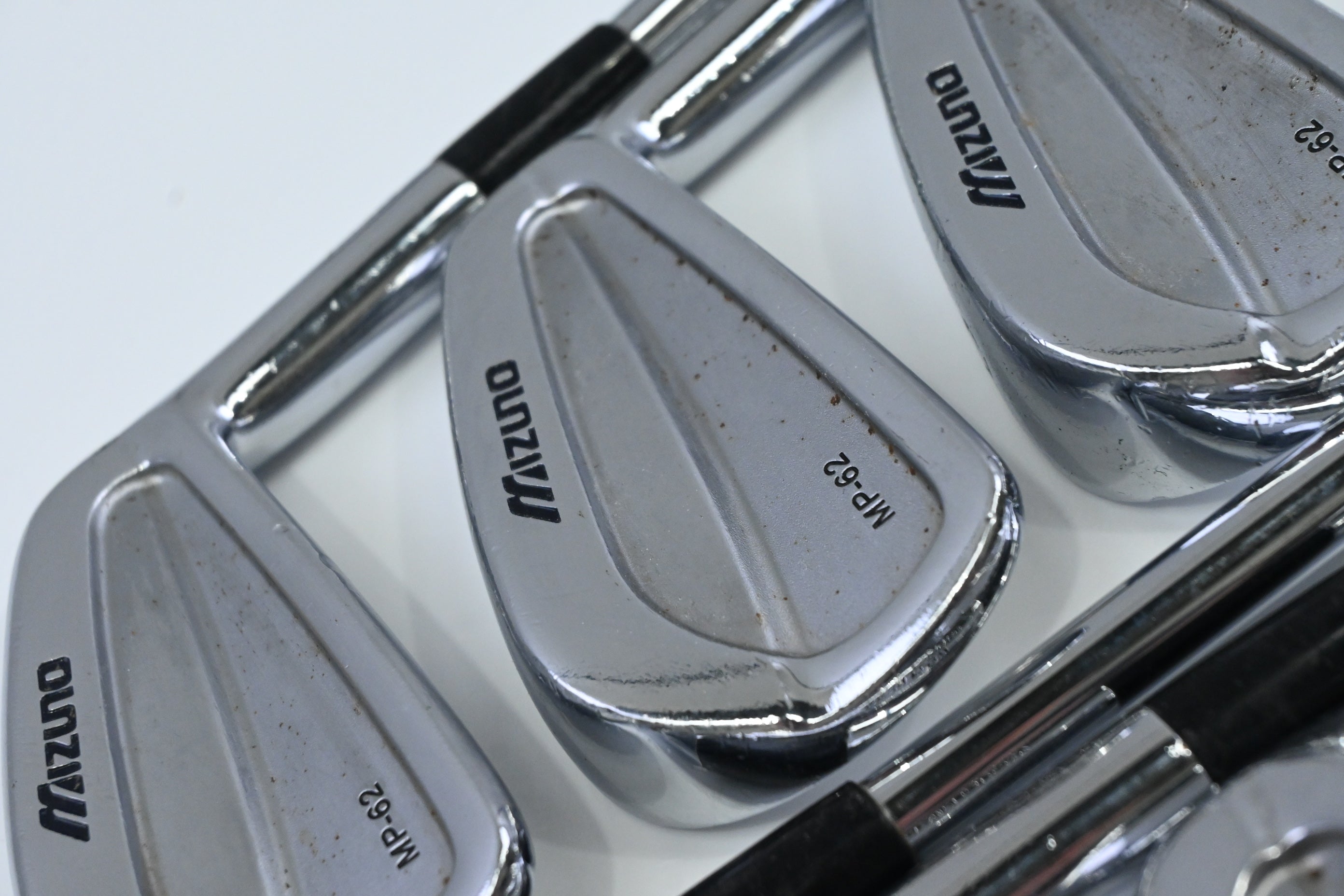Mizuno MP-62 Irons / 3-9 / Stiff Flex Dynamic Gold S300 Shafts