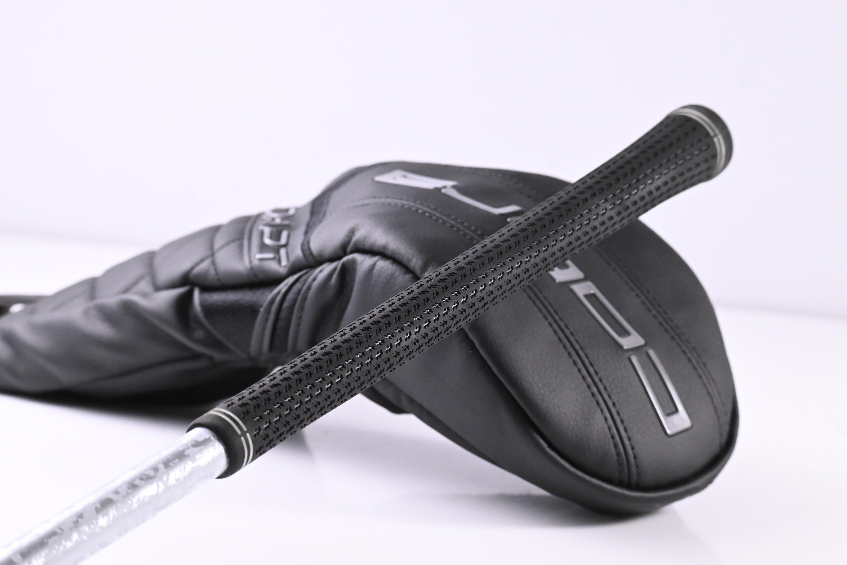 Cobra DS-Adapt LS Driver / 9 Degree / X-Flex Denali Black 60 Shaft