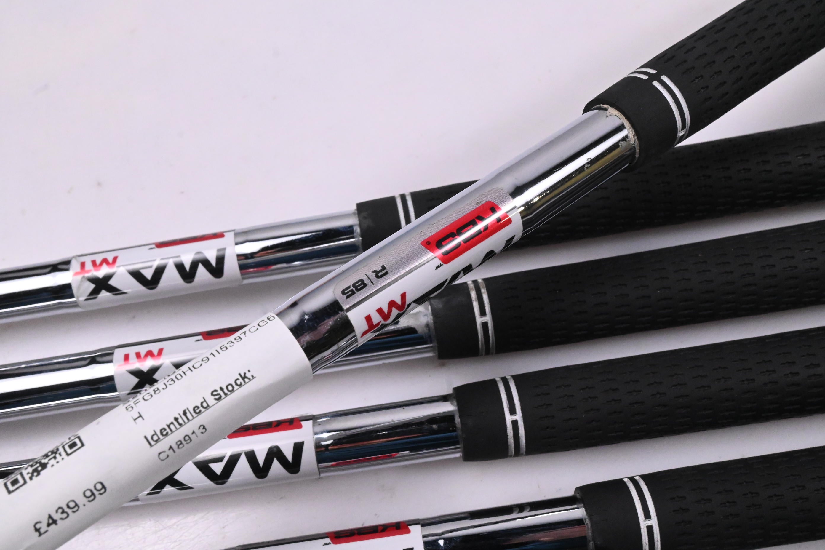 Taylormade SIM2 Max Irons / 4-PW / Regular Flex KBS MAX MT 85 Shafts