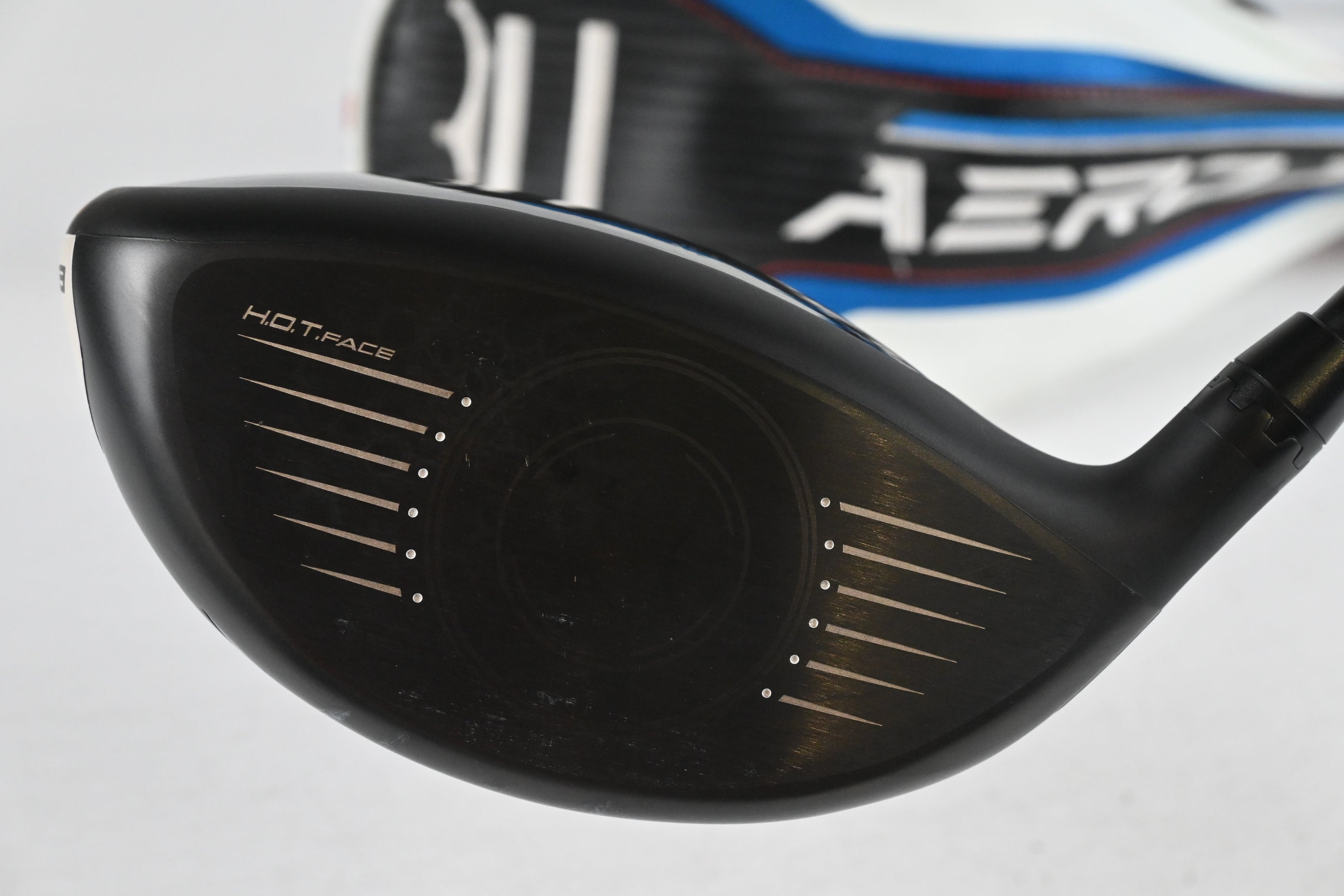 Cobra Aerojet Driver / 10.5 Degree / Regular Flex UST Helium Nano Core 5