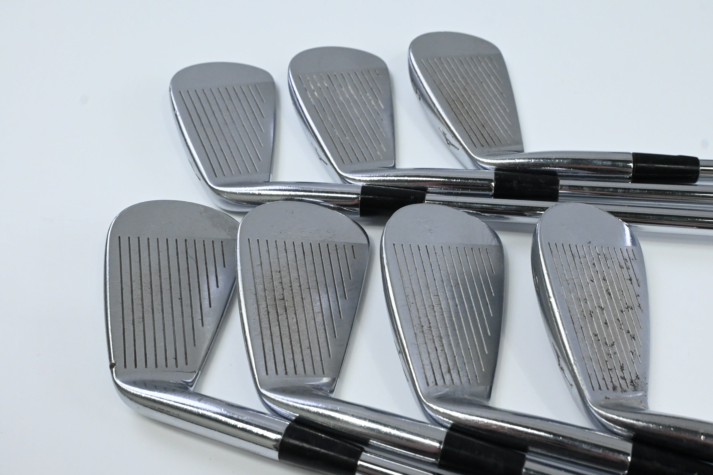 Mizuno MP-62 Irons / 3-9 / Stiff Flex Dynamic Gold S300 Shafts