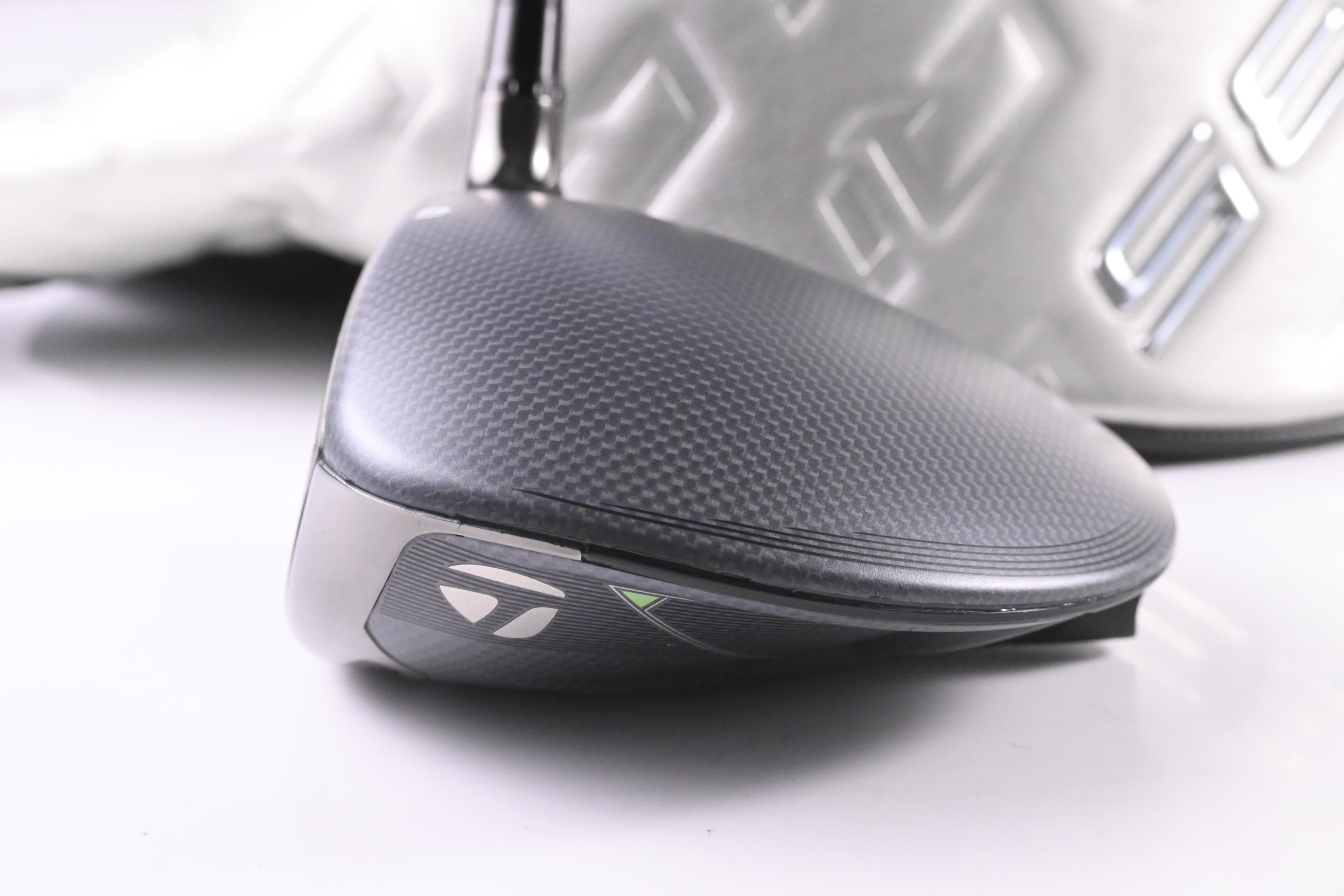 Left Hand Taylormade Qi35 Driver / 10.5 Degree / Stiff Flex Air Speeder 50 Shaft
