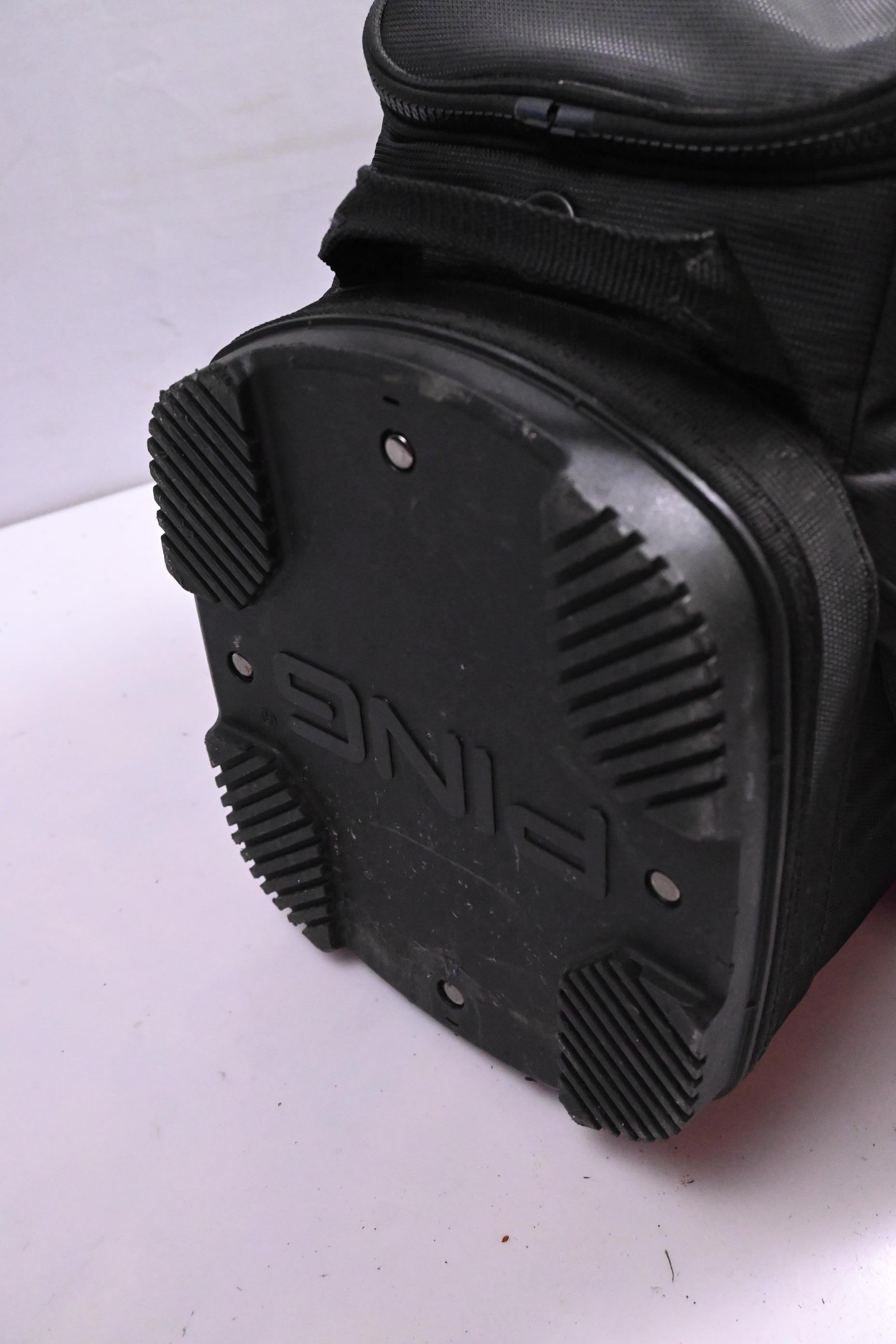 Ping Pioneer Cart Bag / 15-Way Divider / Black