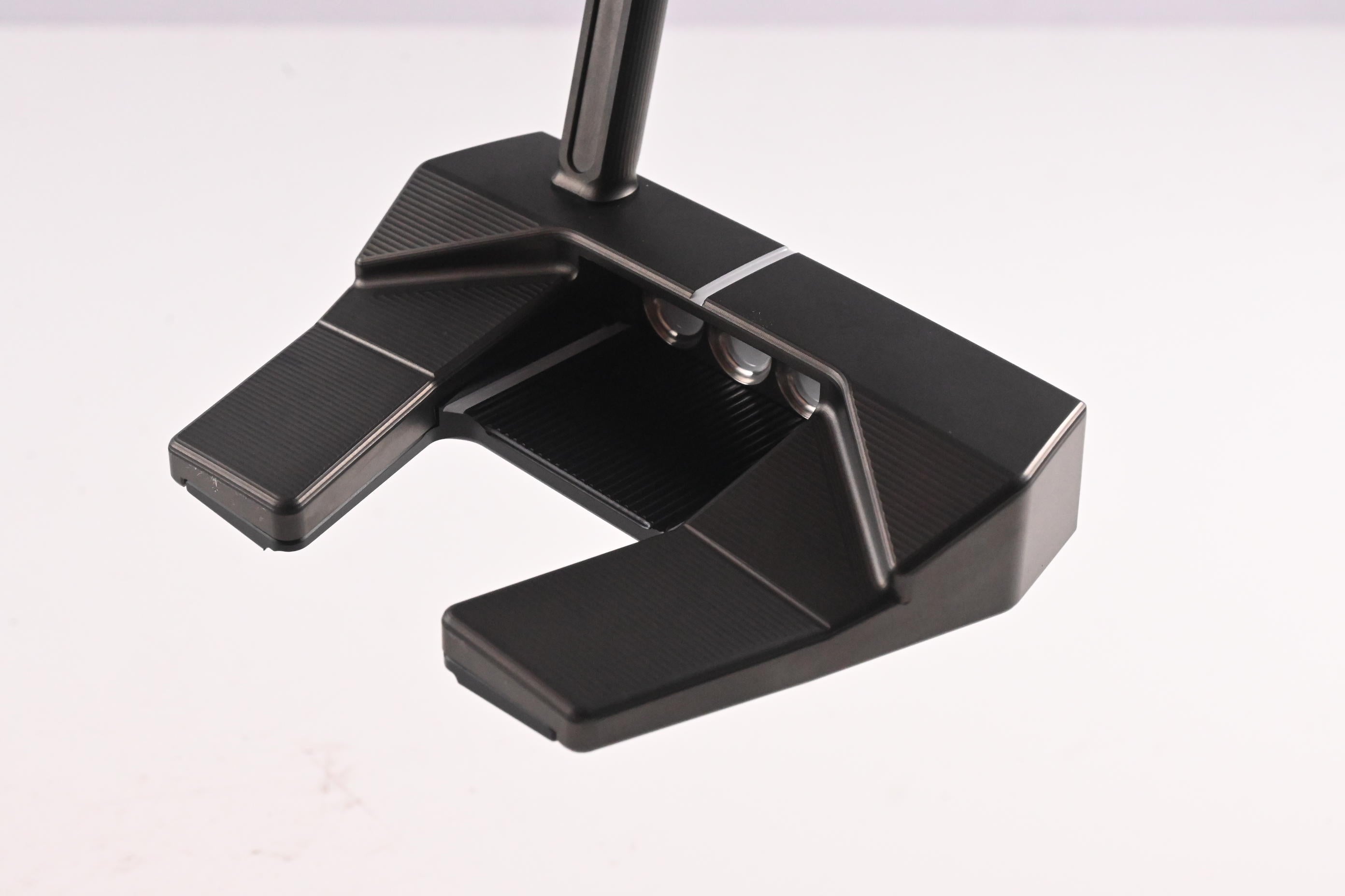 Scotty Cameron Phantom Black 5.5 Putter / 35 Inch