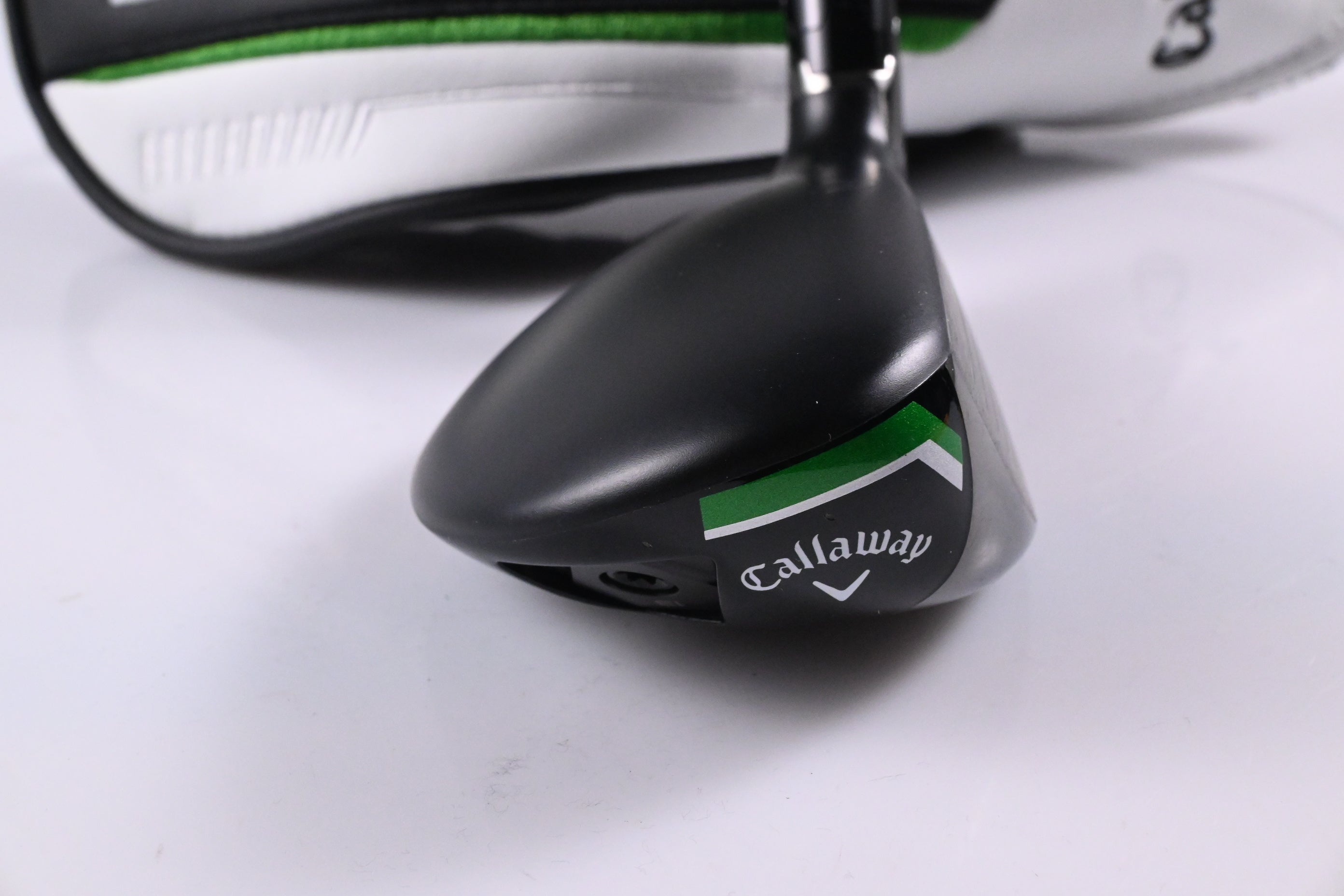 Callaway Elyte X #4 Hybrid / 21 Degree / Senior Flex Vanquish 5 Shaft