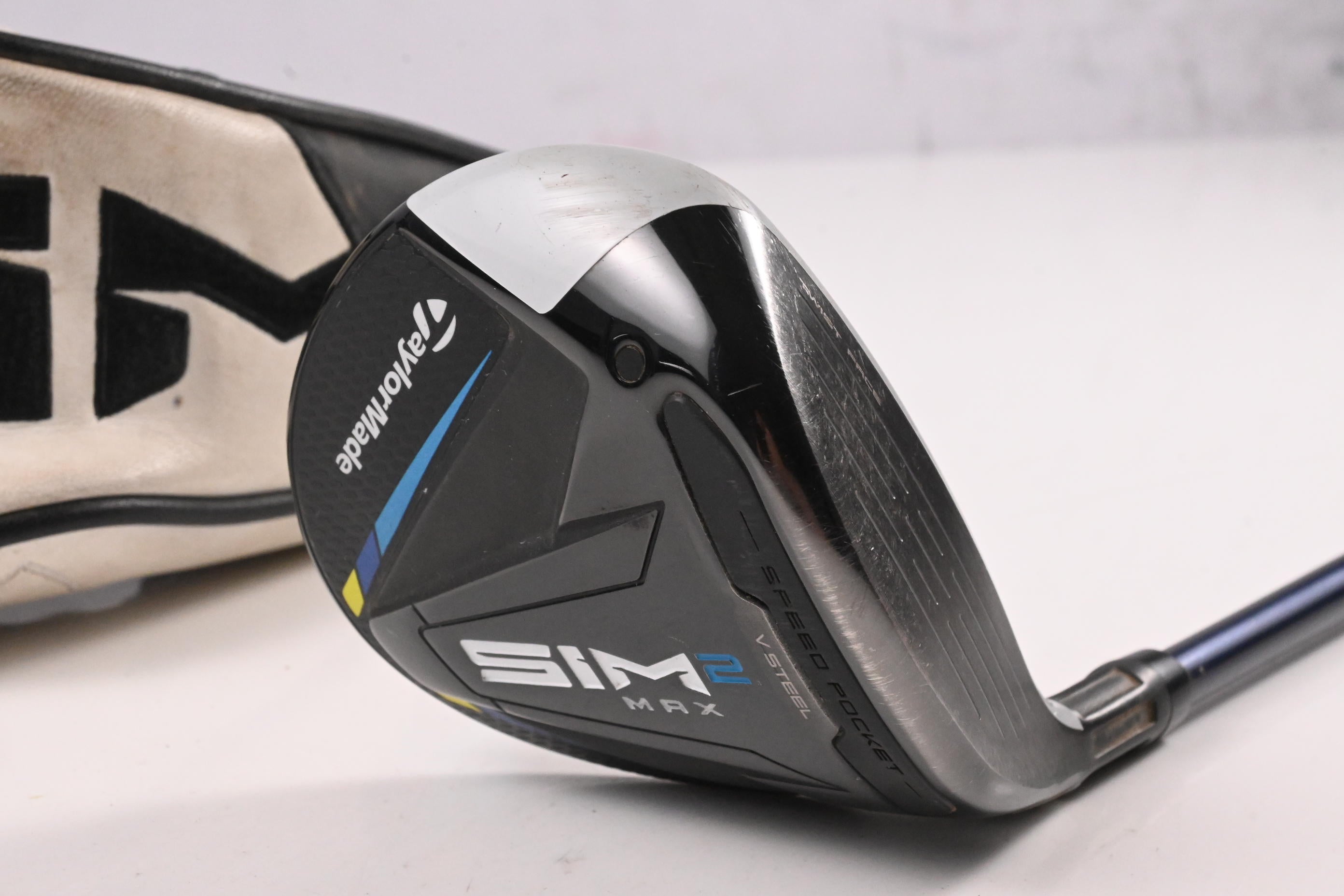 Taylormade SIM2 Max #5 Wood / 18 Degree / Regular Flex Fujikura Ventus Blue 5
