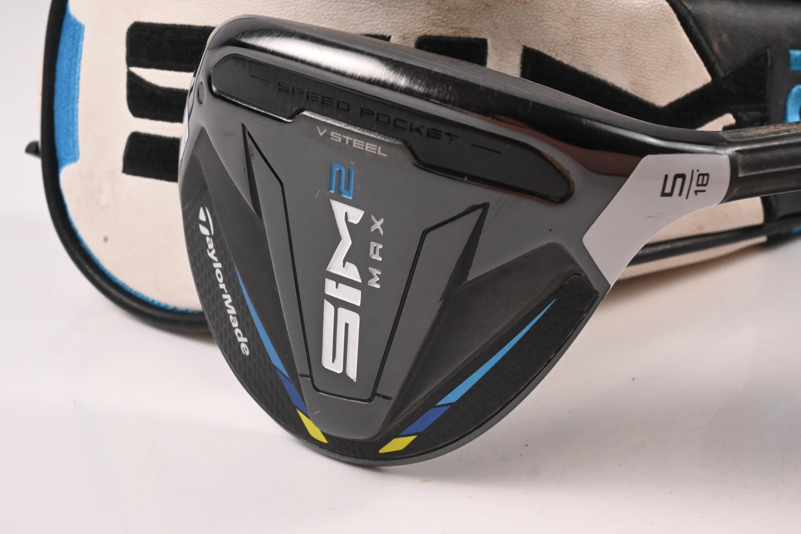 Taylormade SIM2 Max #5 Wood / 18 Degree / Regular Flex Fujikura Ventus Blue 5