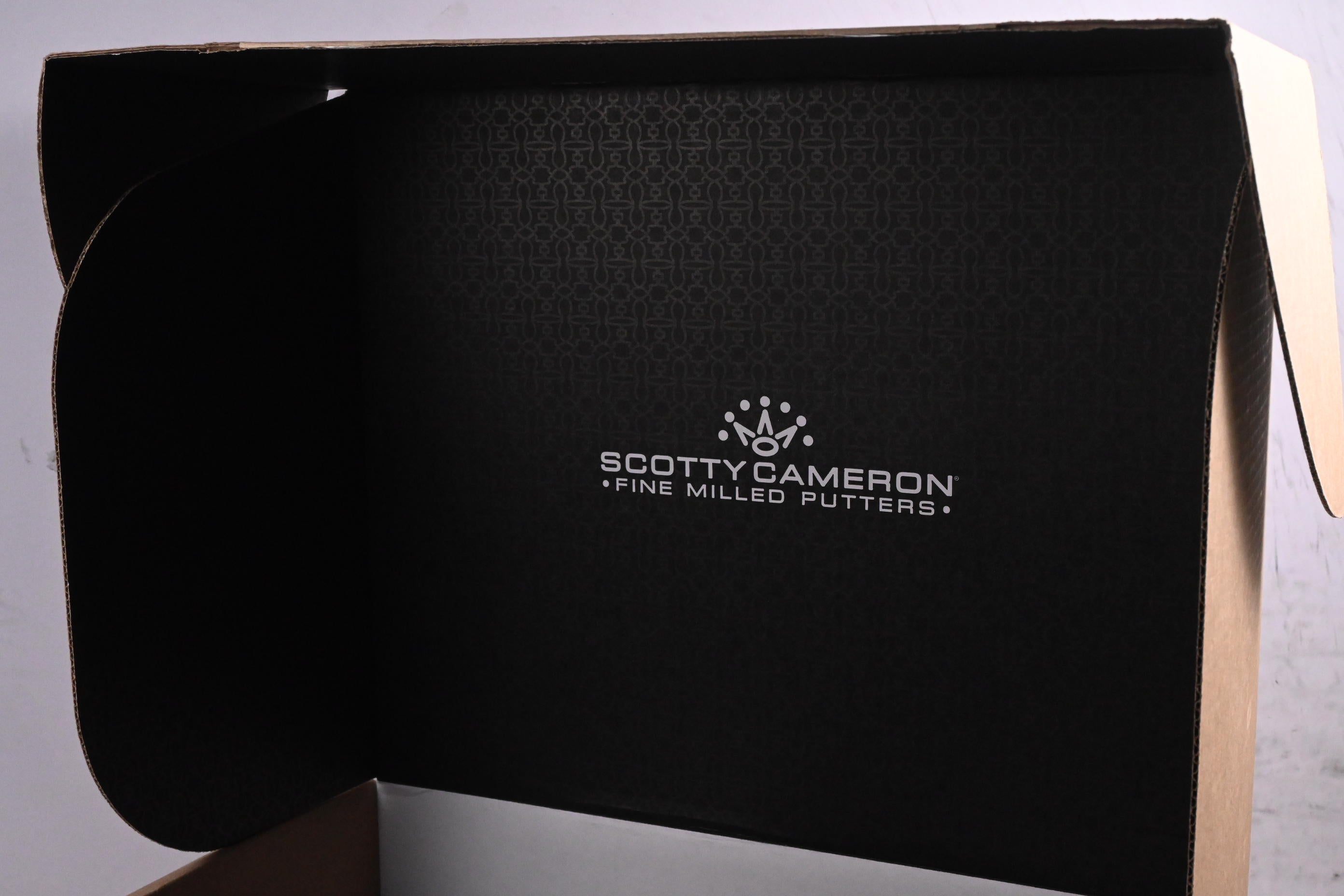 Scotty Cameron 2025 Club Cameron Member Pack / Headcover, Scotty Pin, Backpack