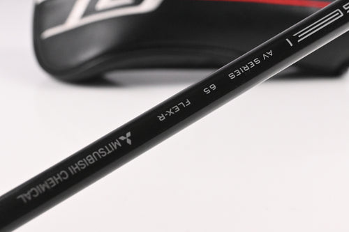 Titleist GT3 #3 Wood / 15 Degree / Regular Flex Tensei AV Raw Blue 65 Shaft