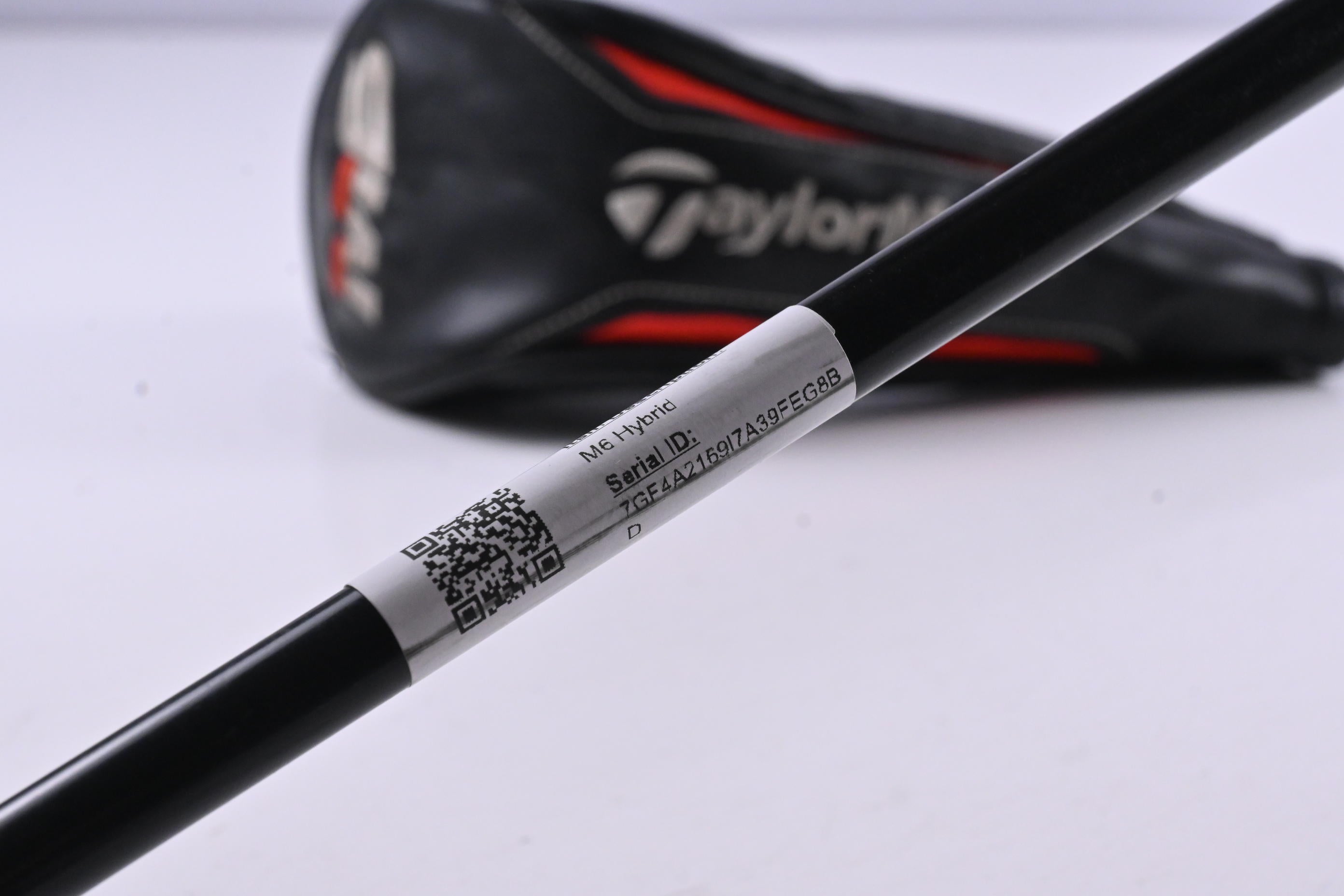 Taylormade M6 #3 Hybrid / 19 Degree / Regular Flex Fujikura Atmos Orange 6 Shaft