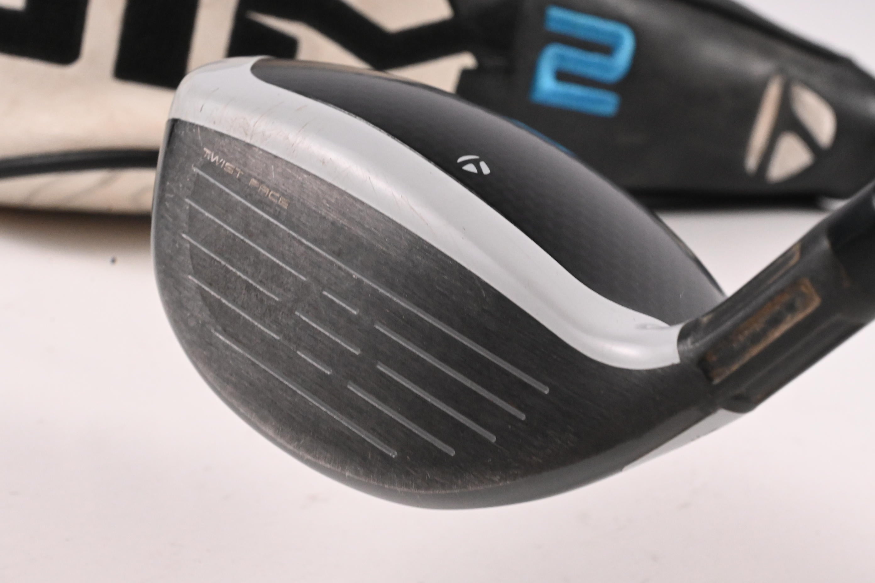 Taylormade SIM2 Max #5 Wood / 18 Degree / Regular Flex Fujikura Ventus Blue 5
