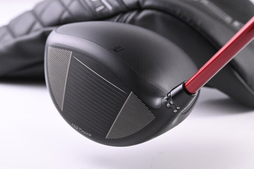 Cobra DS-Adapt LS Driver / 10.5 Degree / Stiff Flex Denali Red 50 Shaft